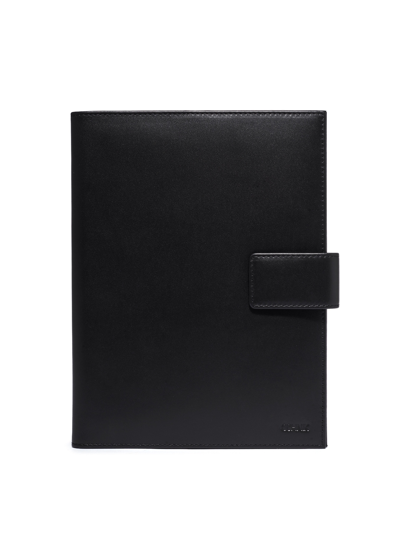 Čierne kožené puzdro na notebook PORMS-0718-99(Z26), pohľad spredu na svetlom pozadí.