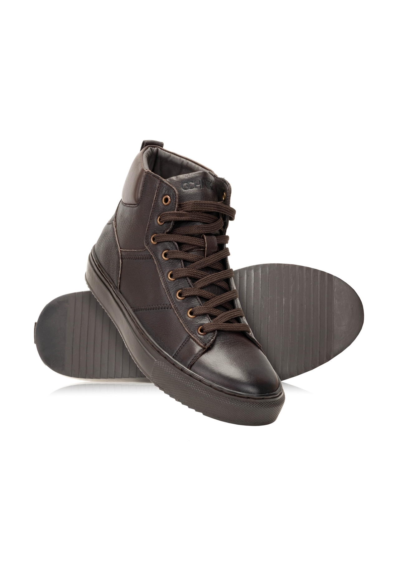 Hnedé pánske kožené športové topánky  BUTYM-0520-89(Z25)