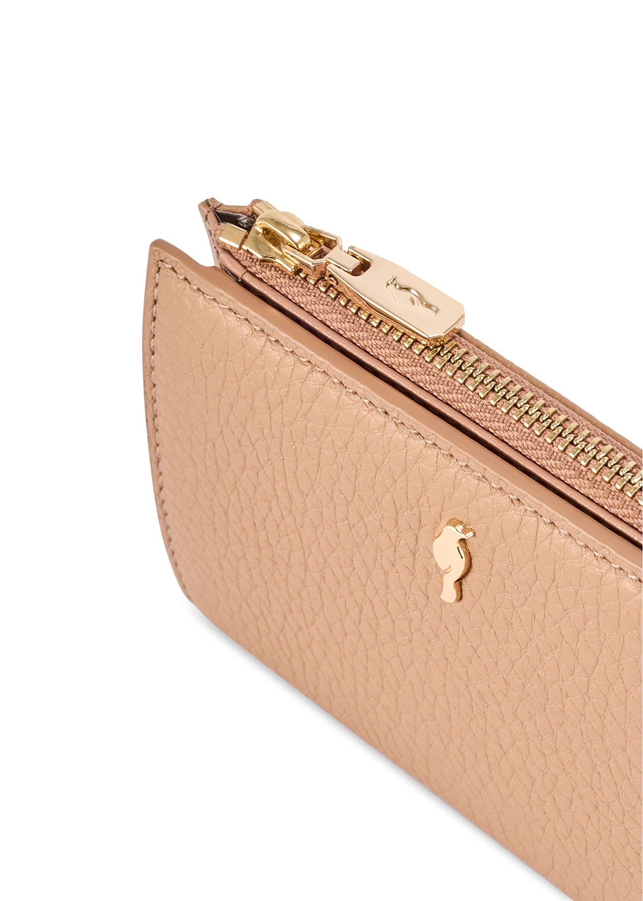 Dámska kožená peňaženka v špinavo ružovej farbe PORES-0984-5D(W26), detail produktu na bielom pozadí.