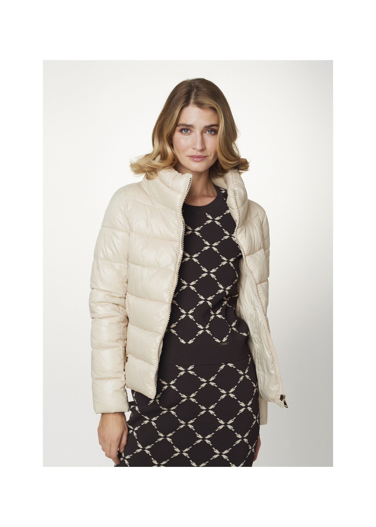 Kurtka jesienna damska oversize KURDT-0263-81(Z22)-04