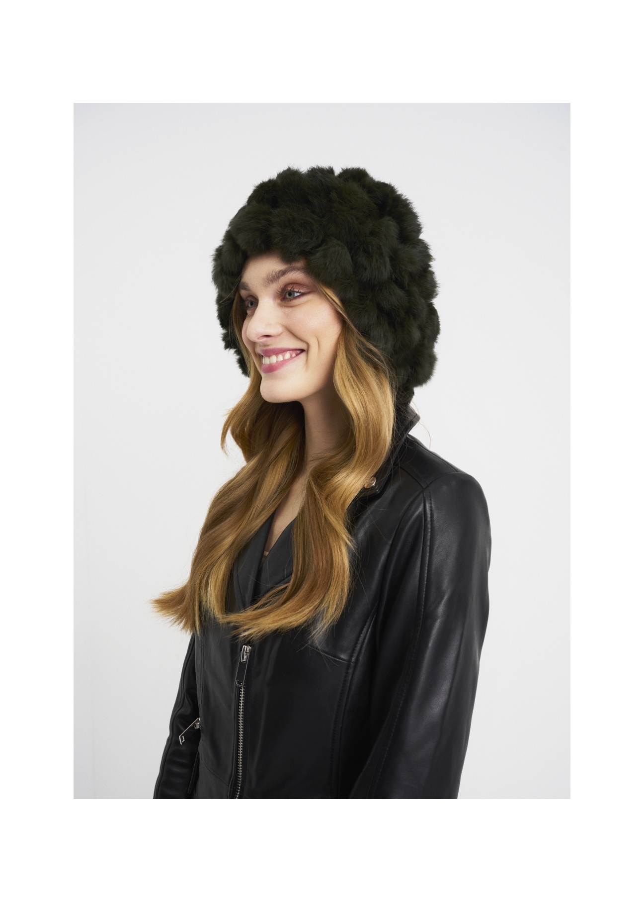 Czapka damska CZADF-0033-51(Z22)-03