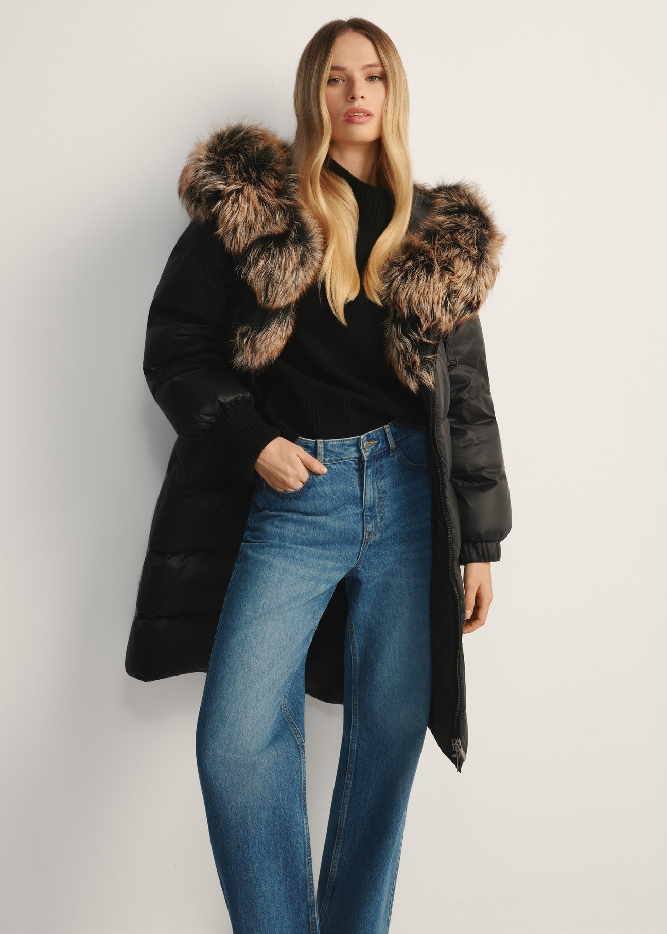 Čierna dámska bunda s prírodnou izoláciou KURDT-0623-99(Z25)