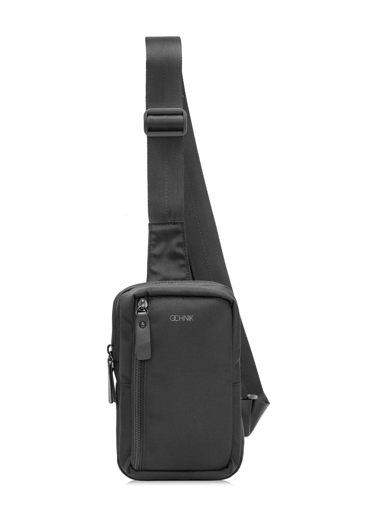 Čierna malá pánska taška TORMN-0390-99(W26), pohľad spredu na bielom pozadí.