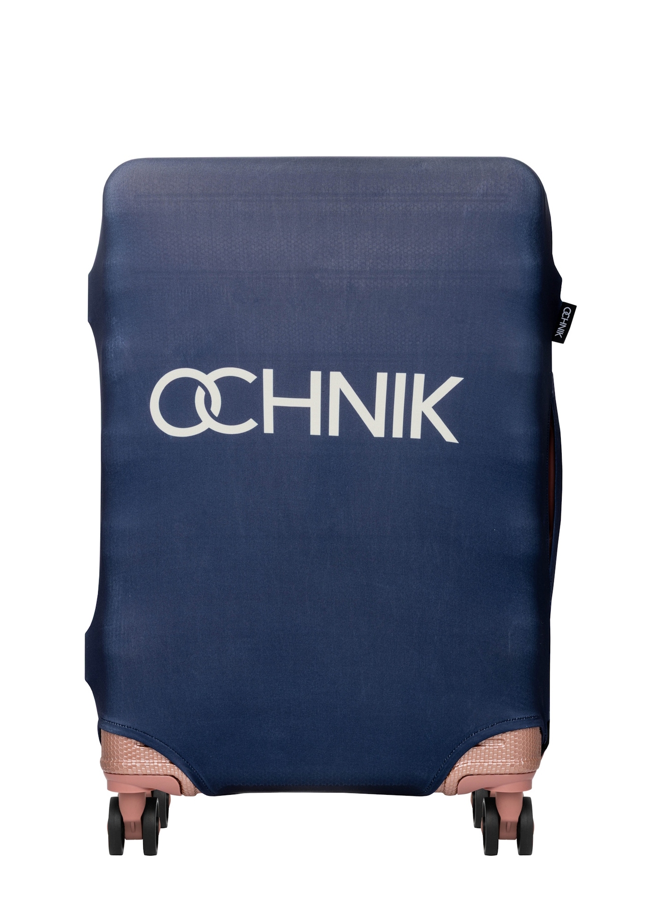 Námornícky modrý obal na stredný kufor AW-013-0002-7D-M(W26), pohľad na produkt spredu na kufri.
