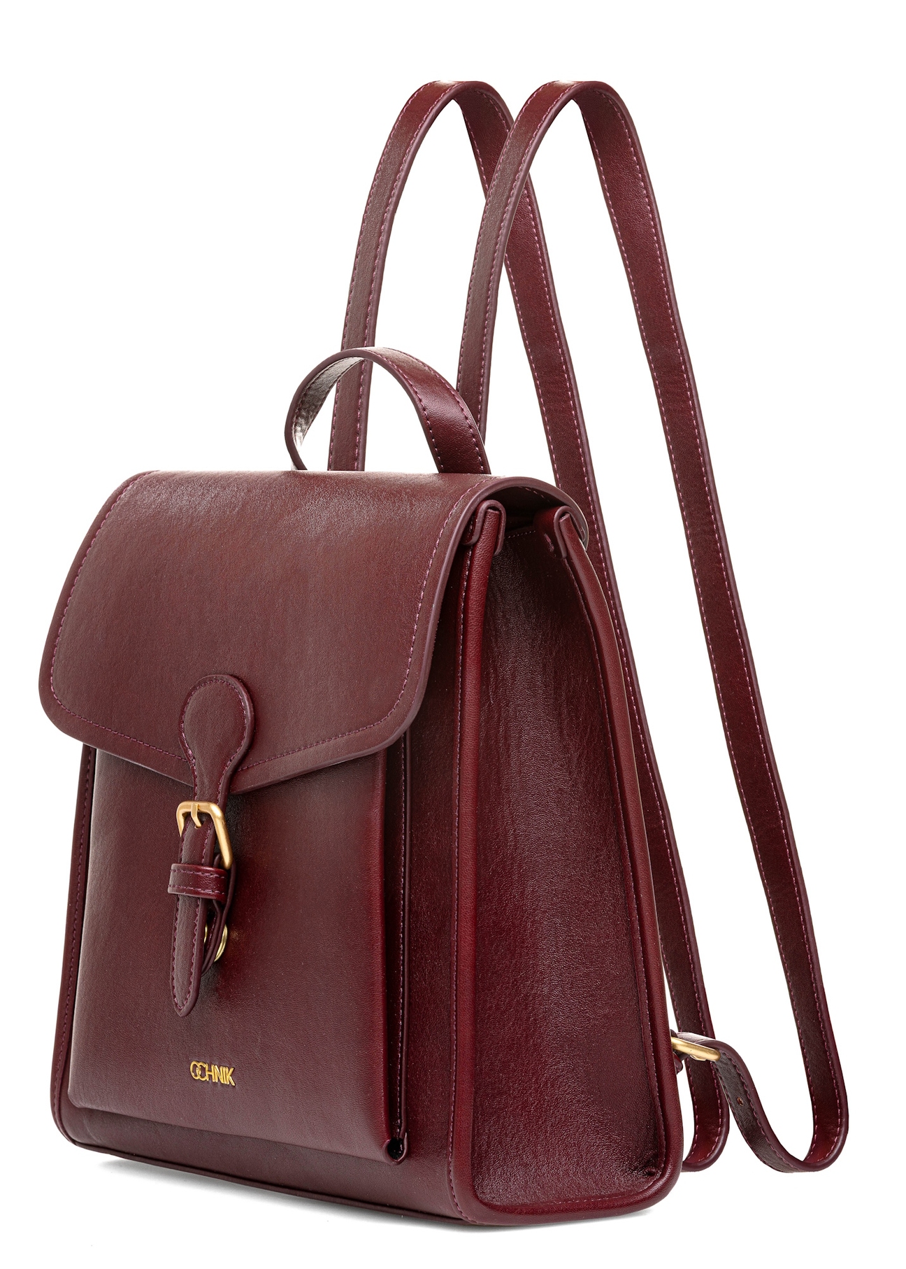 Bordový stredne veľký elegantný dámsky batoh TOREC-0985A-49(Z25), diagonálny pohľad na produkt na bielom pozadí.