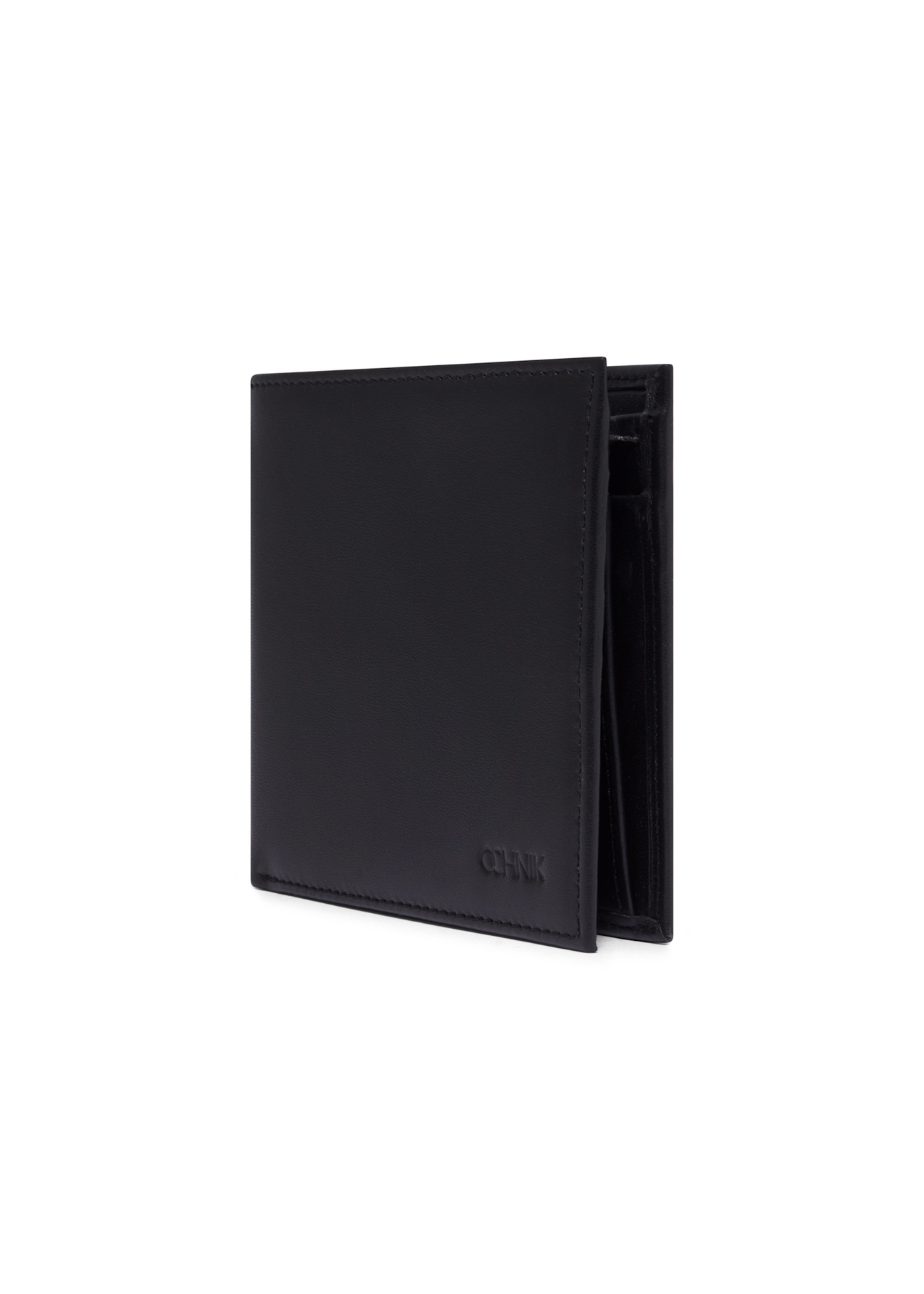 Čierna pánska kožená peňaženka PORMS-0714-99(Z26), diagonálny pohľad na produkt na bielom pozadí.