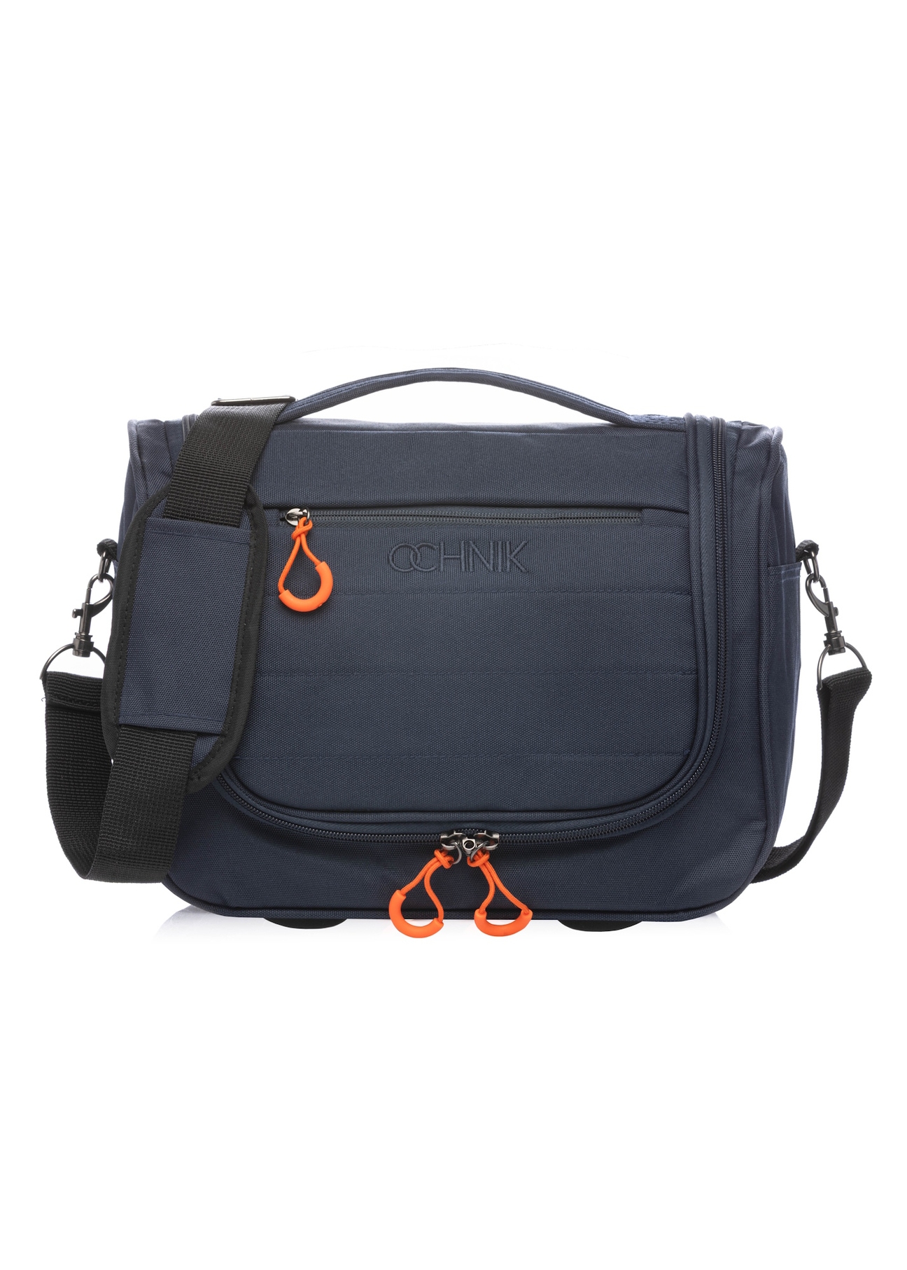 Veľká kozmetická taška v tmavomodrej farbe WALNY-0045-7D-14(W26), pohľad spredu na bielom pozadí.