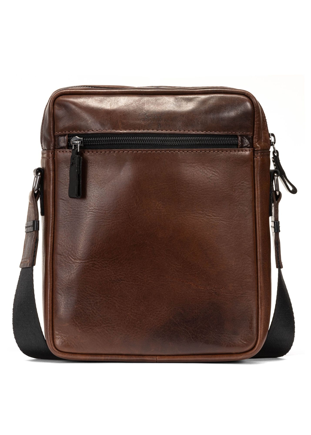 Pánska hnedá kožená taška TORMS-0104-1H(W26), pohľad na produkt zozadu na bielom pozadí.