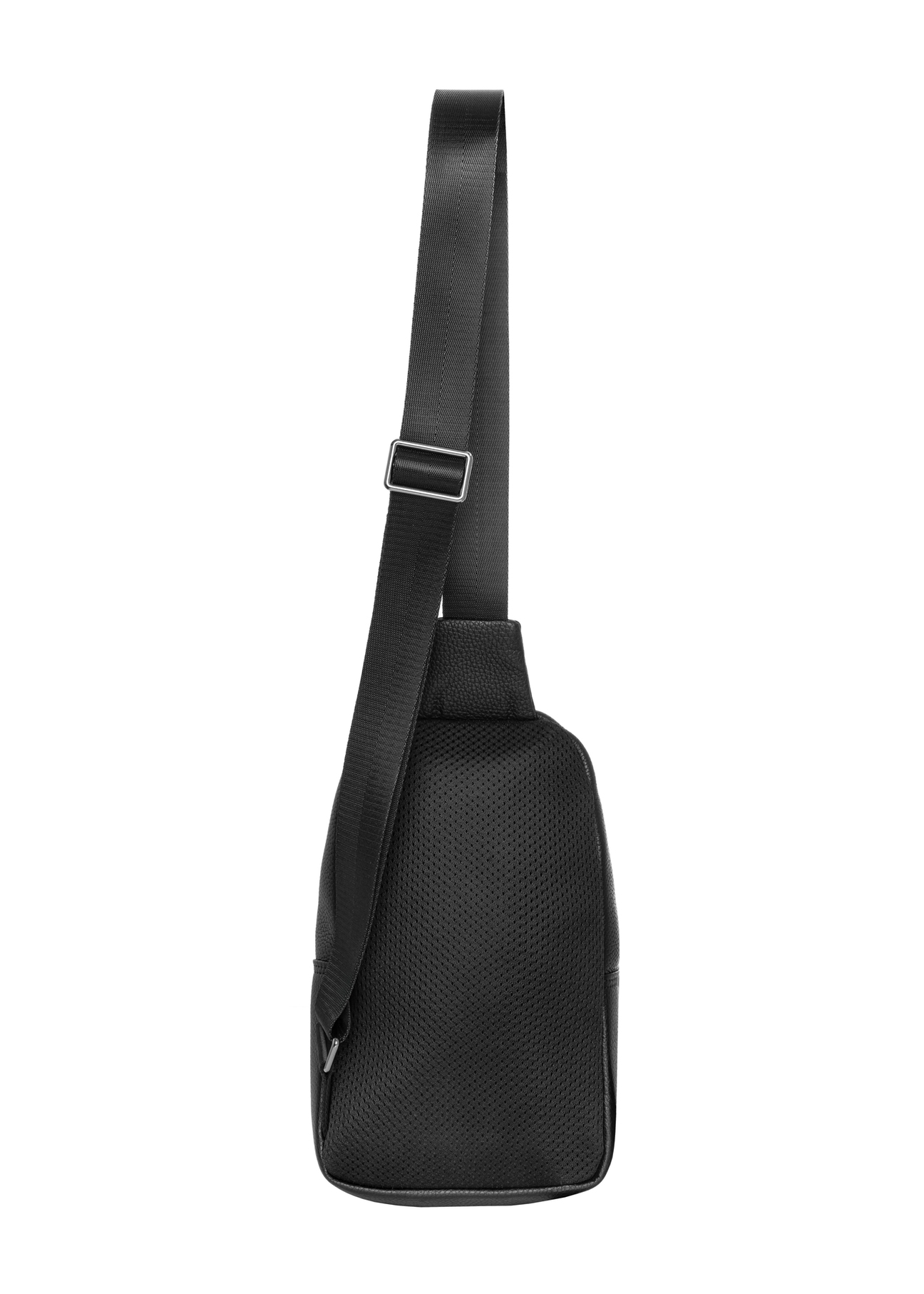 Čierna pánska kožená crossbody kabelka TORMS-0538-9I(Z26), pohľad na produkt zozadu na bielom pozadí.
