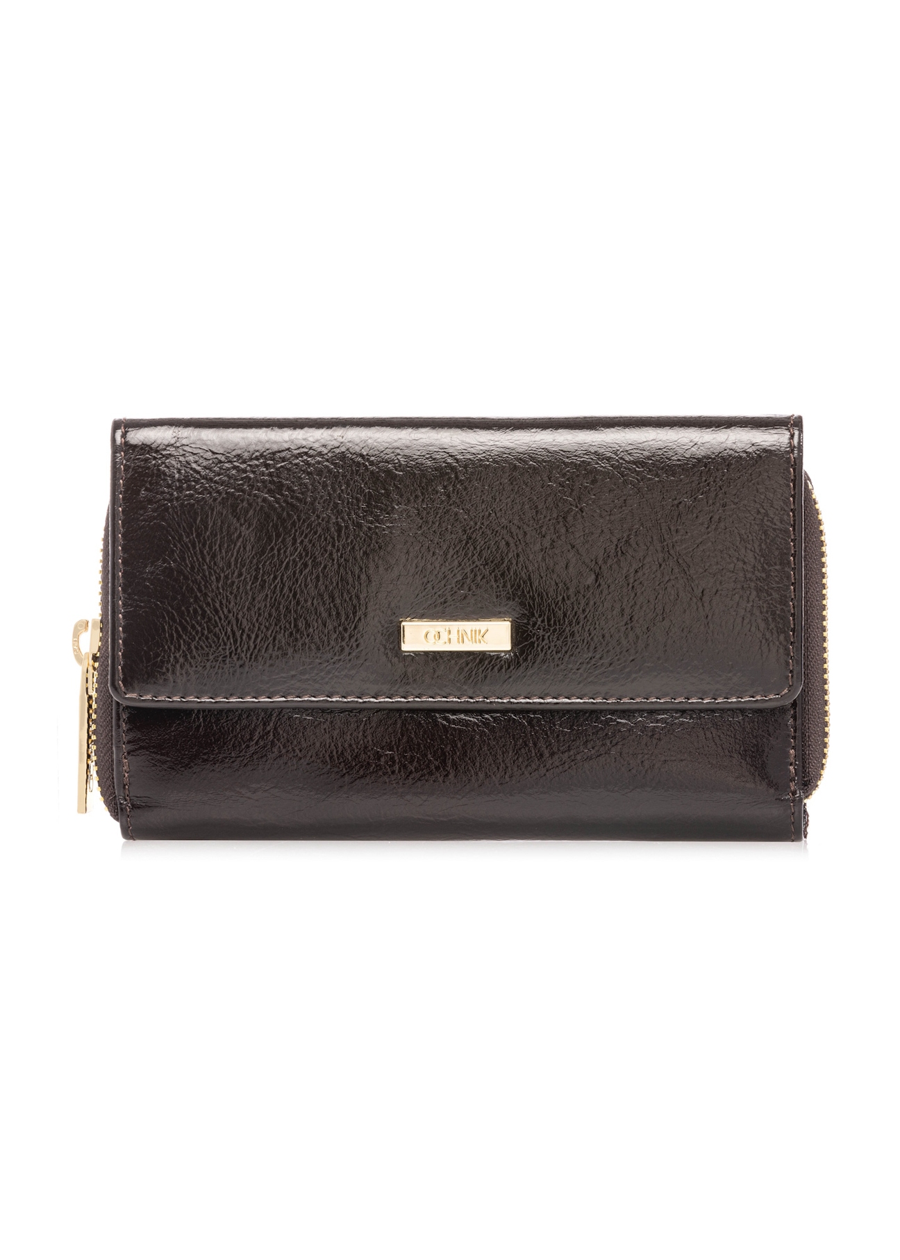 Dámska kožená peňaženka tmavohnedej farby PORES-0987-1I(W26), pohľad spredu na bielom pozadí.