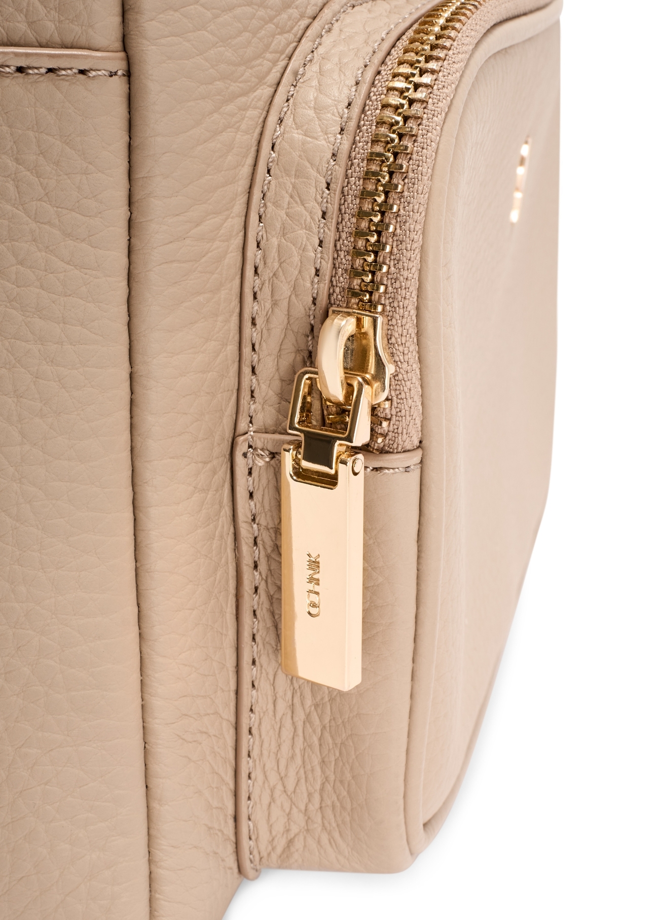 Dámsky béžový kožený batoh TORES-1072E-1B(W26)