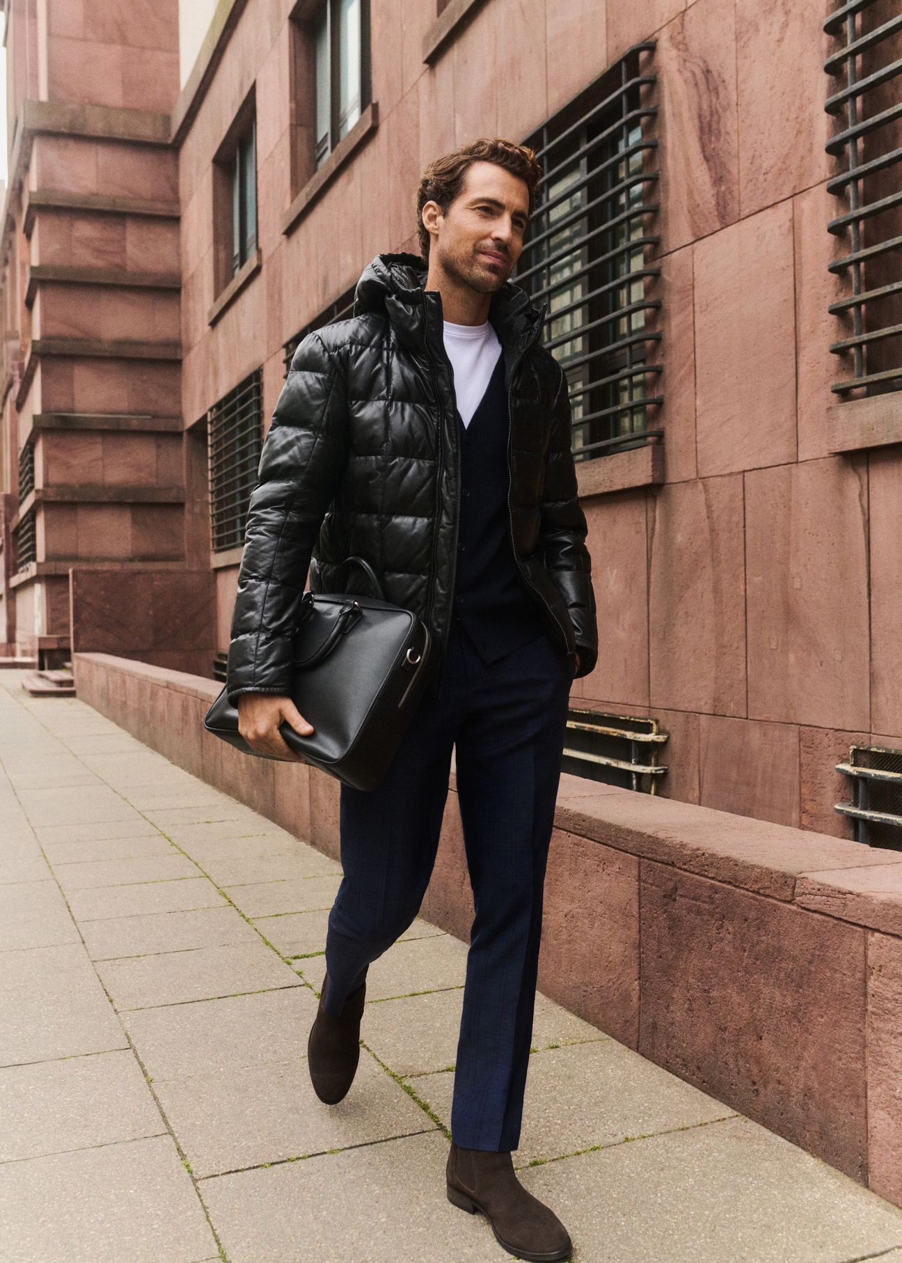 Čierna pánska kožená zateplená bunda KURMS-0376-1127(Z25)