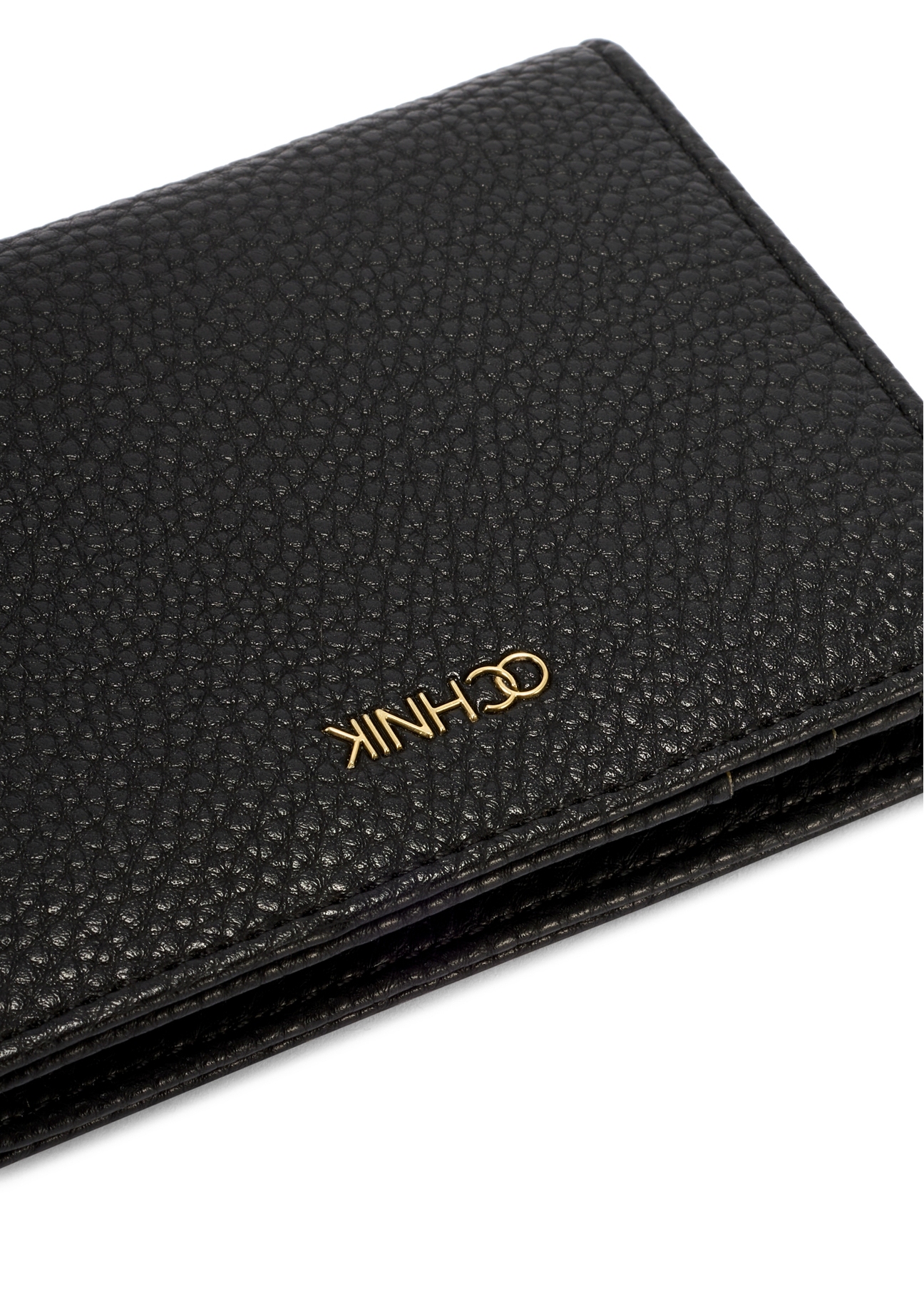 Malá čierna dámska peňaženka POREC-0415-99(W26), detail produktu na bielom pozadí.