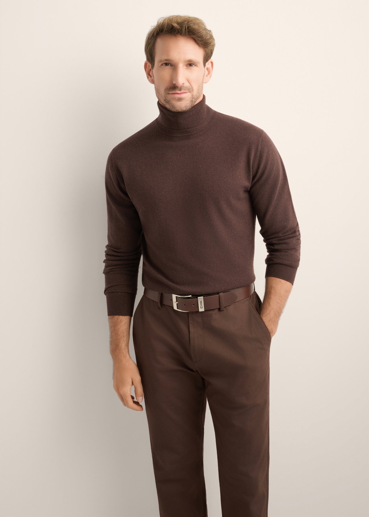 Pánsky vlnený rolák v tmavo hnedej farbe SWEMT-0198-1I(Z26)