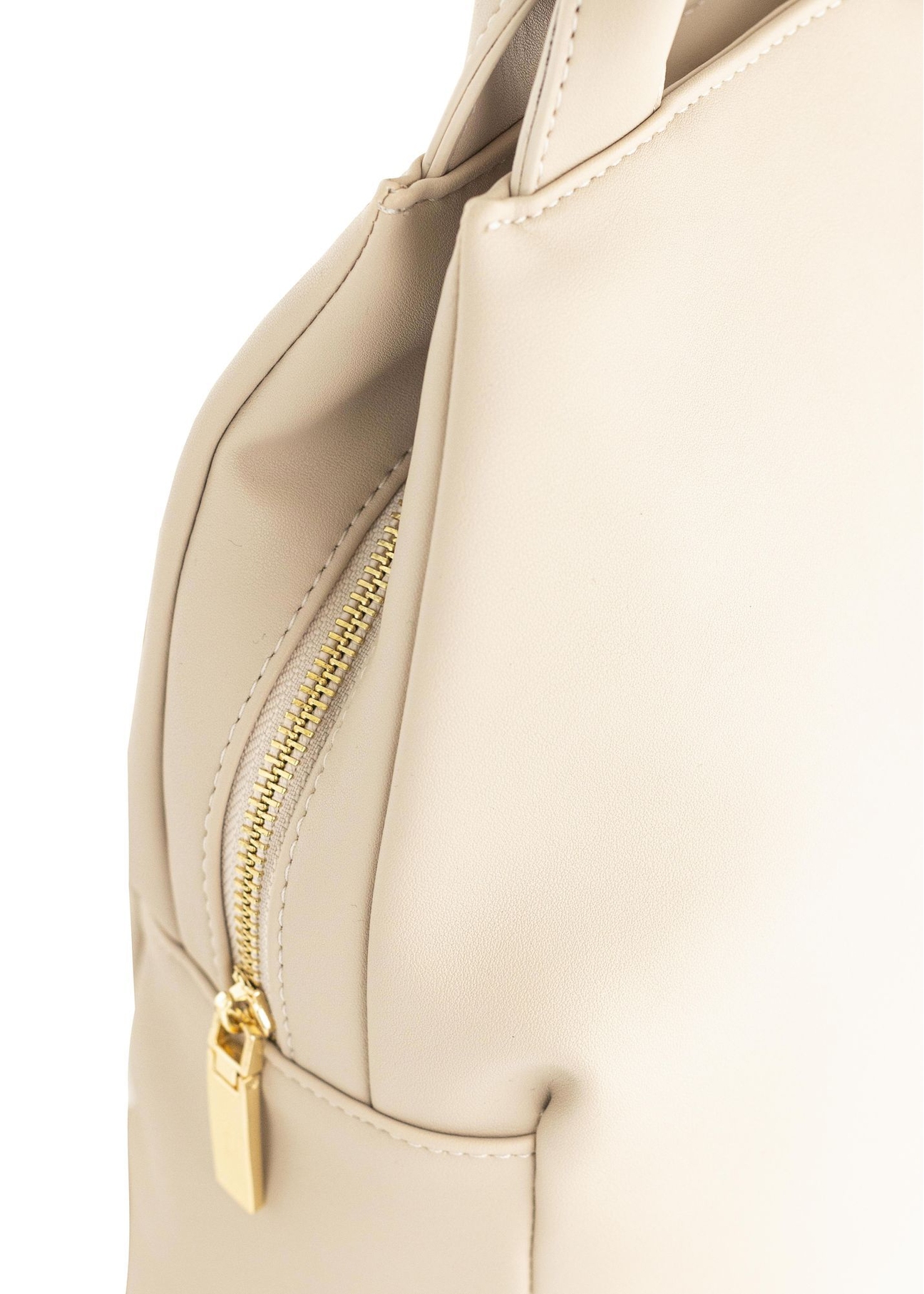 Krémový dámsky batoh vyrobený z imitácie kože TOREC-0923A-12(W25)-05