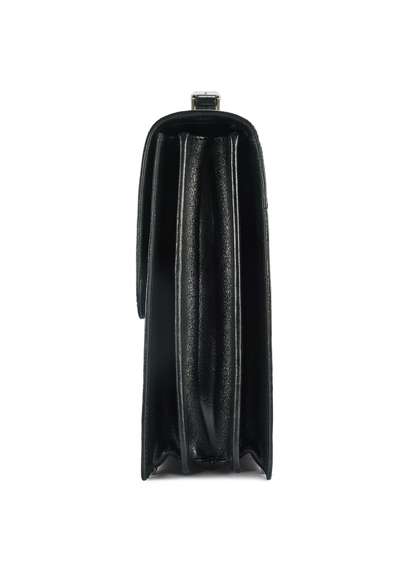 Pánska kožená aktovka TORMS-0478-99(Z25), pohľad na produkt z boku na bielom pozadí.