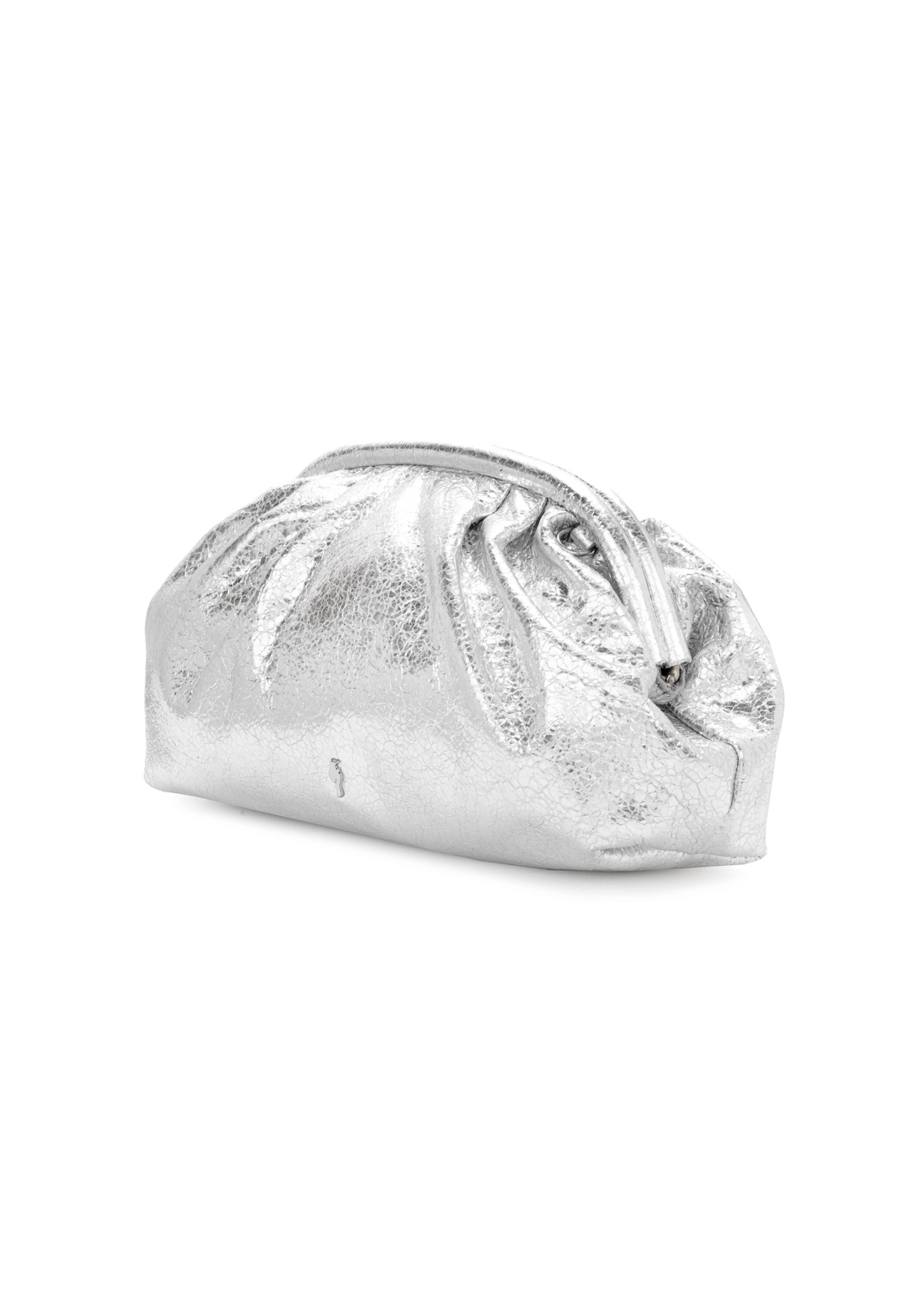 Dámska kožená kabelka striebornej farby TORES-1175-92(Z25), diagonálny pohľad na produkt na bielom pozadí.