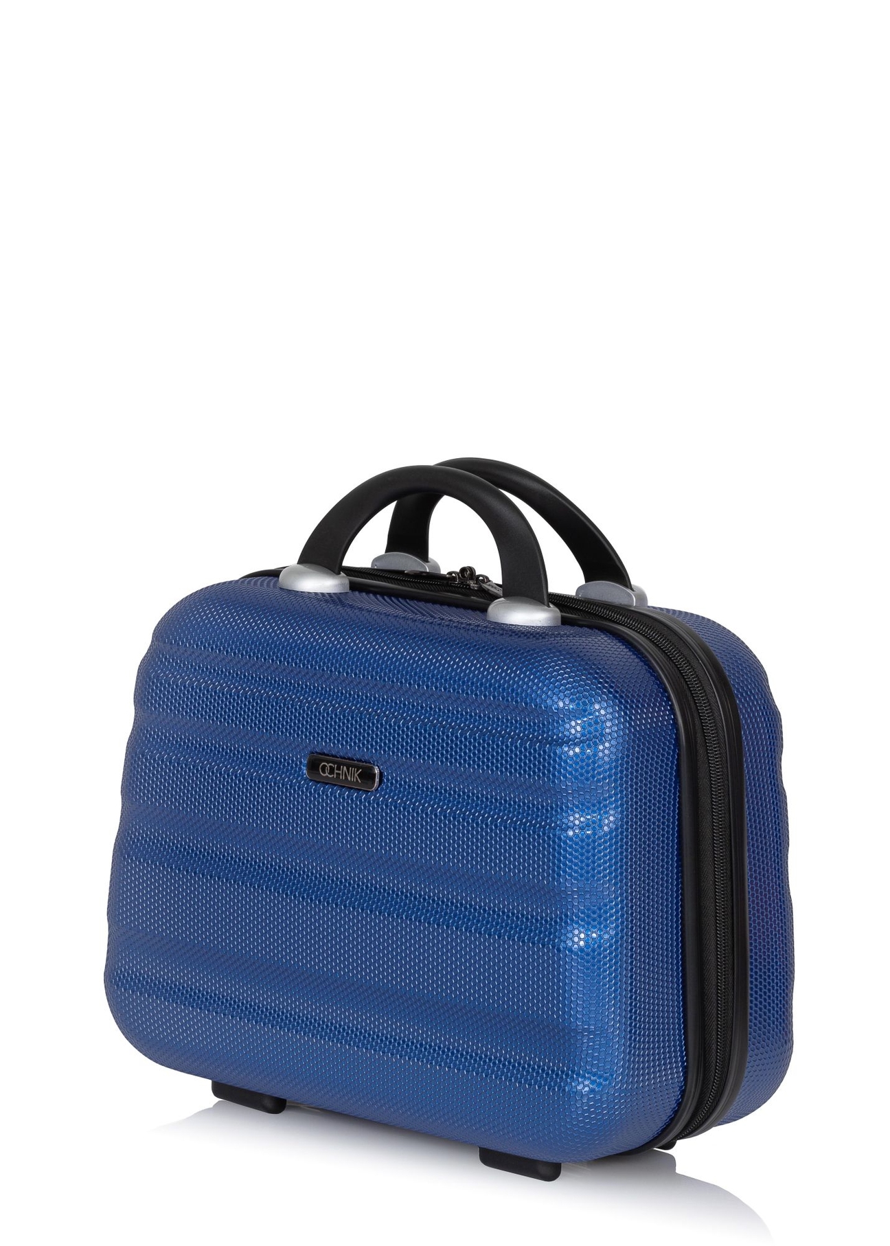 Kozmetická taška WALPC-0012-7C-14(W26), diagonálny pohľad na produkt na bielom pozadí.