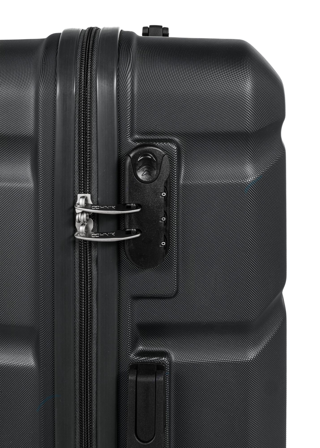 Stredný kufor WALAB-0077-9I-24(W26)