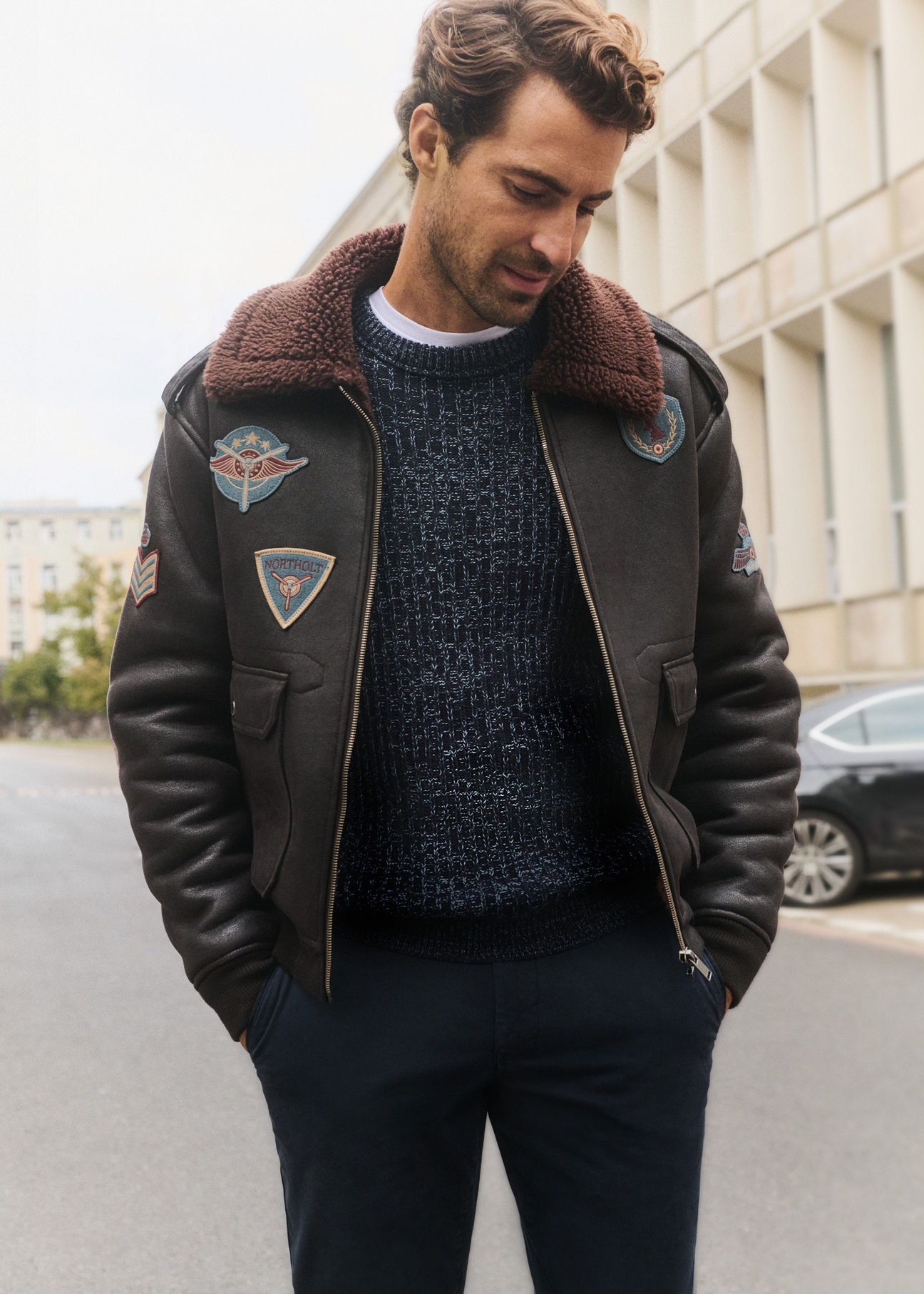 Hnedý pánsky kabát z ovčej kože v pilotnom štýle KOZMP-0007-90(Z25)