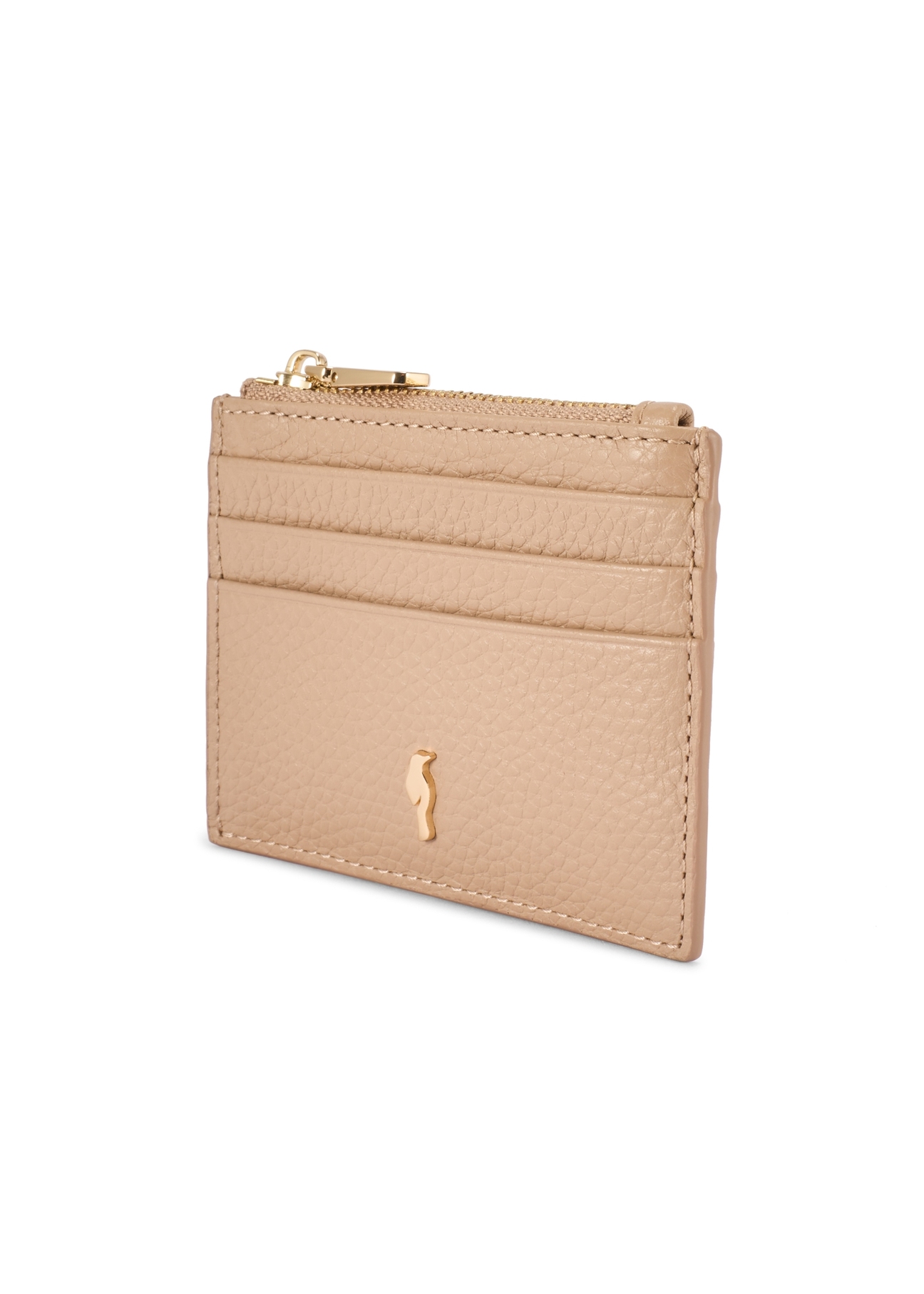 Malá dámska kožená peňaženka PORES-0806R-1B(W26), diagonálny pohľad na produkt na bielom pozadí.