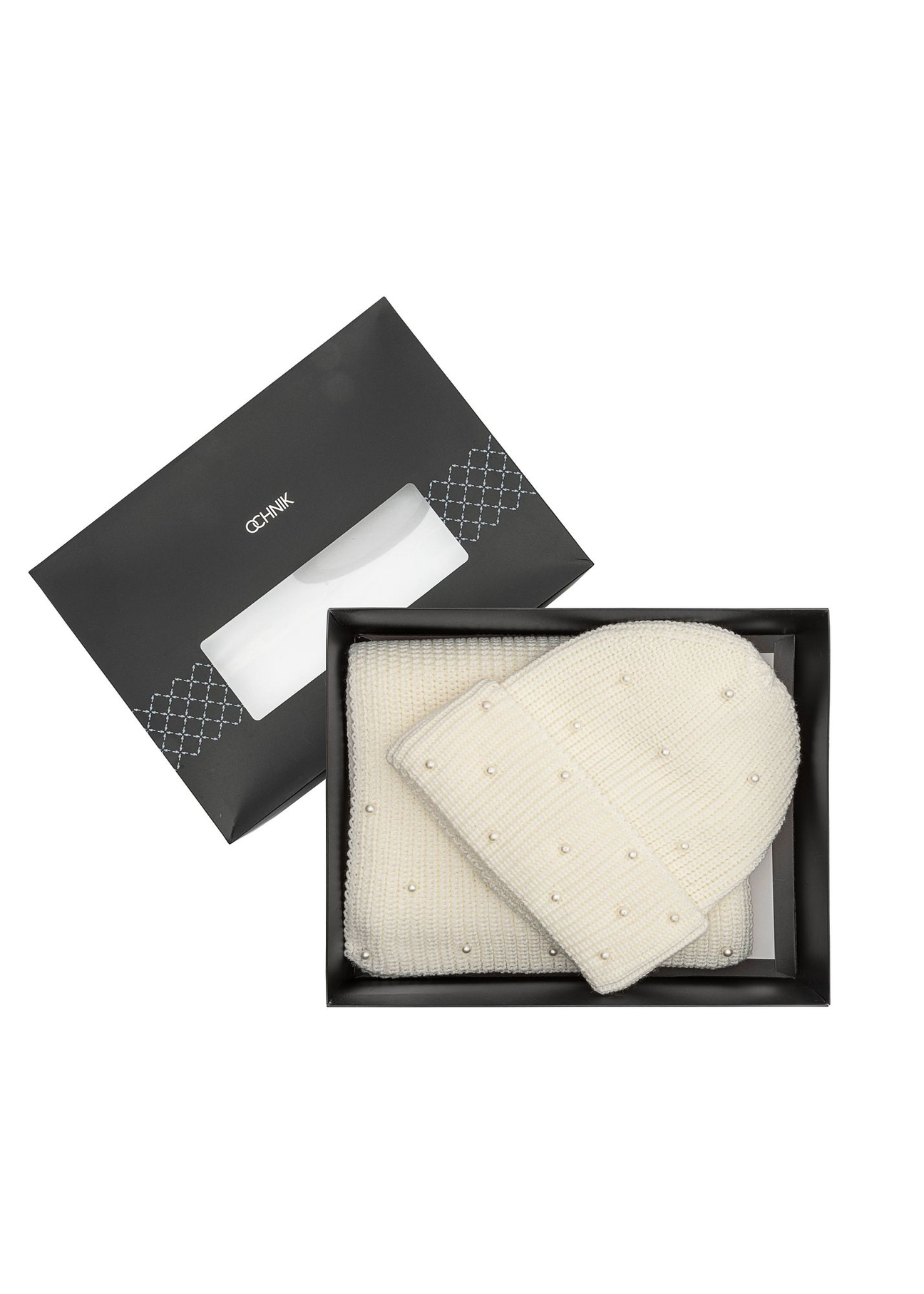 Krémová súprava čiapky a šálu ZESDT-0011-11(Z25) - pohľad zhora na produkt na bielom pozadí.