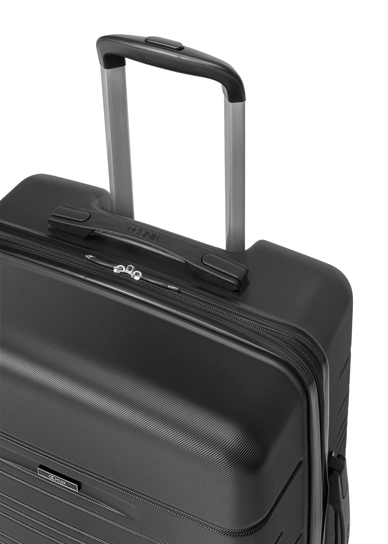 Veľký kufor na kolieskach WALAB-0083-99-28(W26) - detailný záber na bielom pozadí.