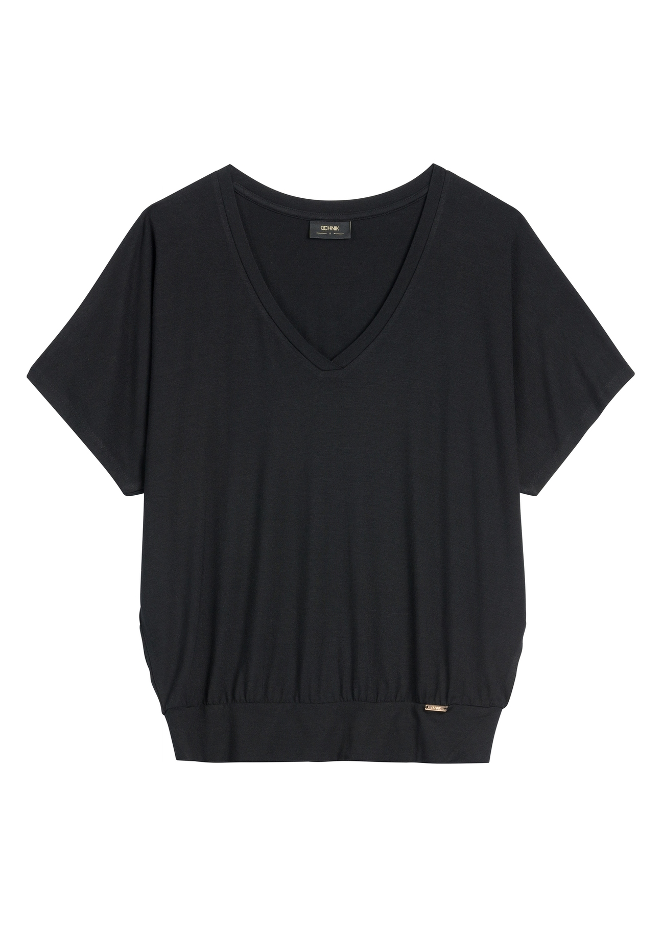 Čierna dámska blúzka BLUDT-0202-99(W26), pohľad spredu na bielom pozadí.