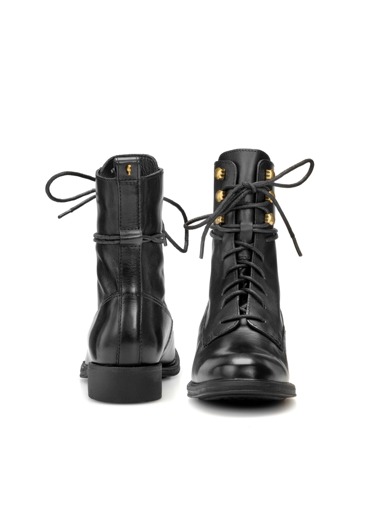 Čierne dámske kožené topánky so šnurovaním BUTYD-1202-99(Z25)