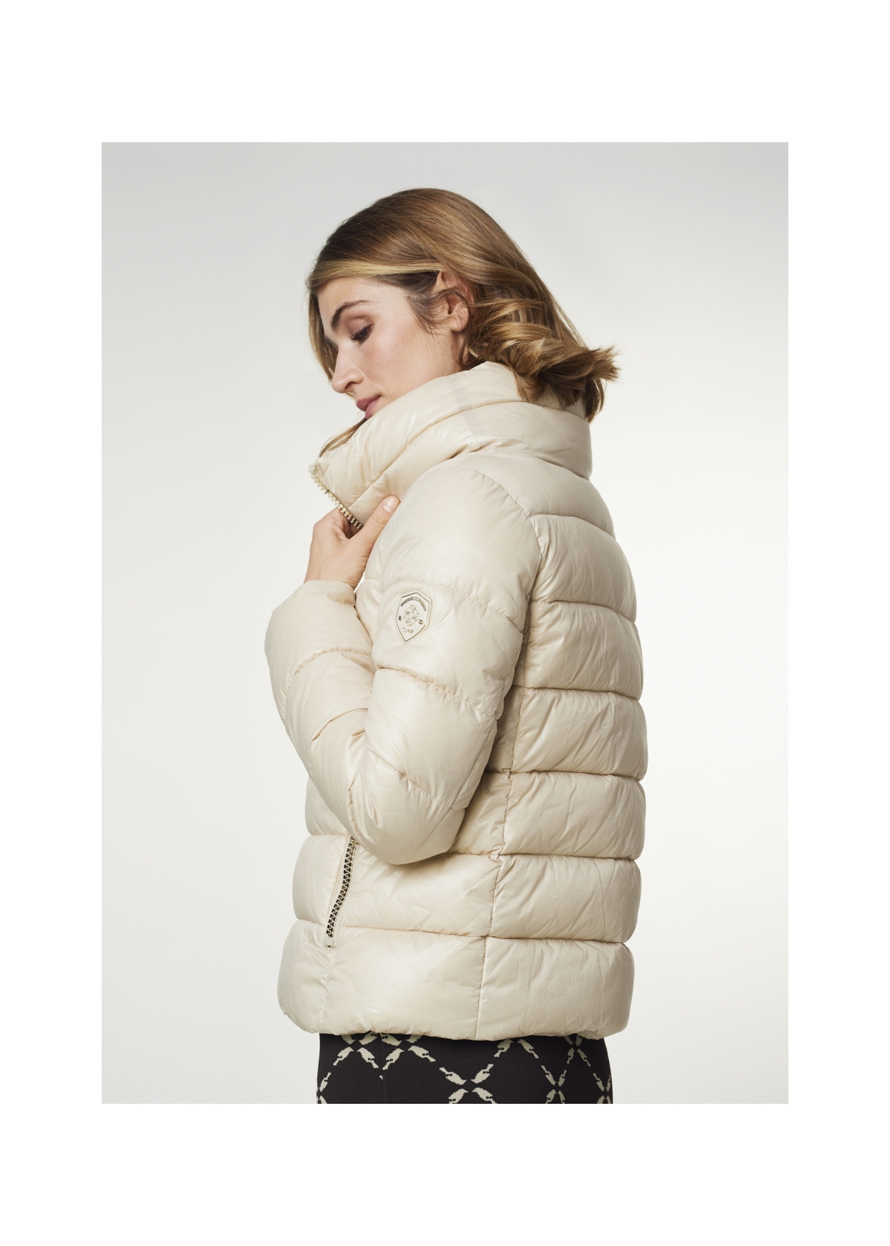 Kurtka jesienna damska oversize KURDT-0263-81(Z22)-02