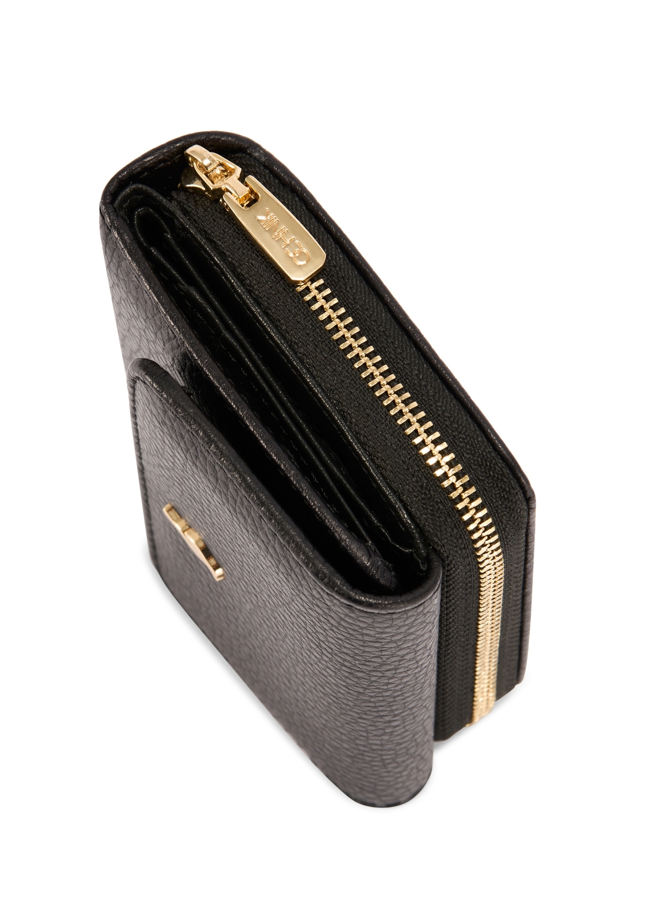 Čierna kožená dámska peňaženka s RFID ochranou PORES-0825RFID-99(Z25), detail produktu, pohľad na bielom pozadí.