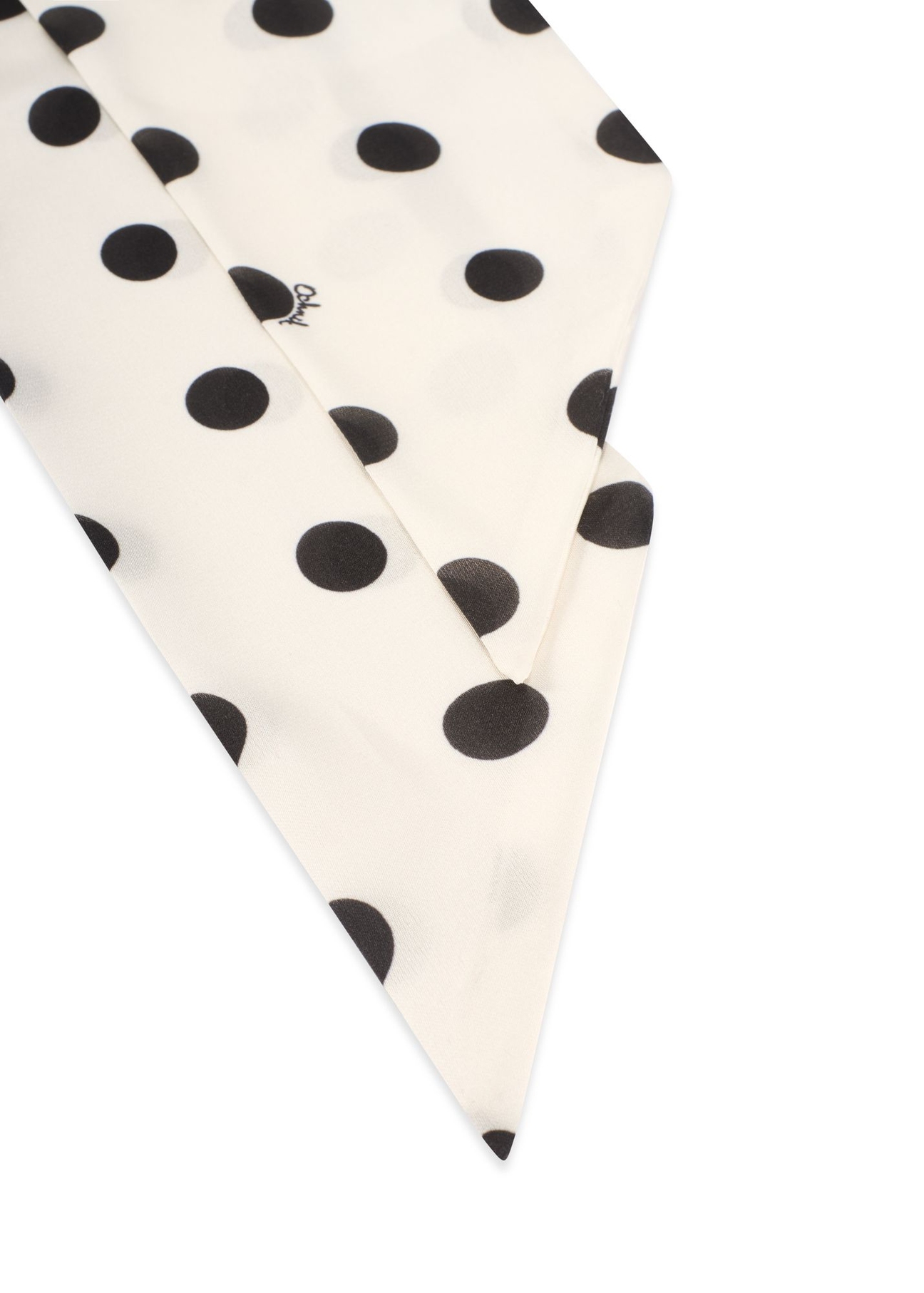 Dámska krémová šatka s bodkami STADT-0187-0P(W26) - detailný záber, na bielom pozadí.