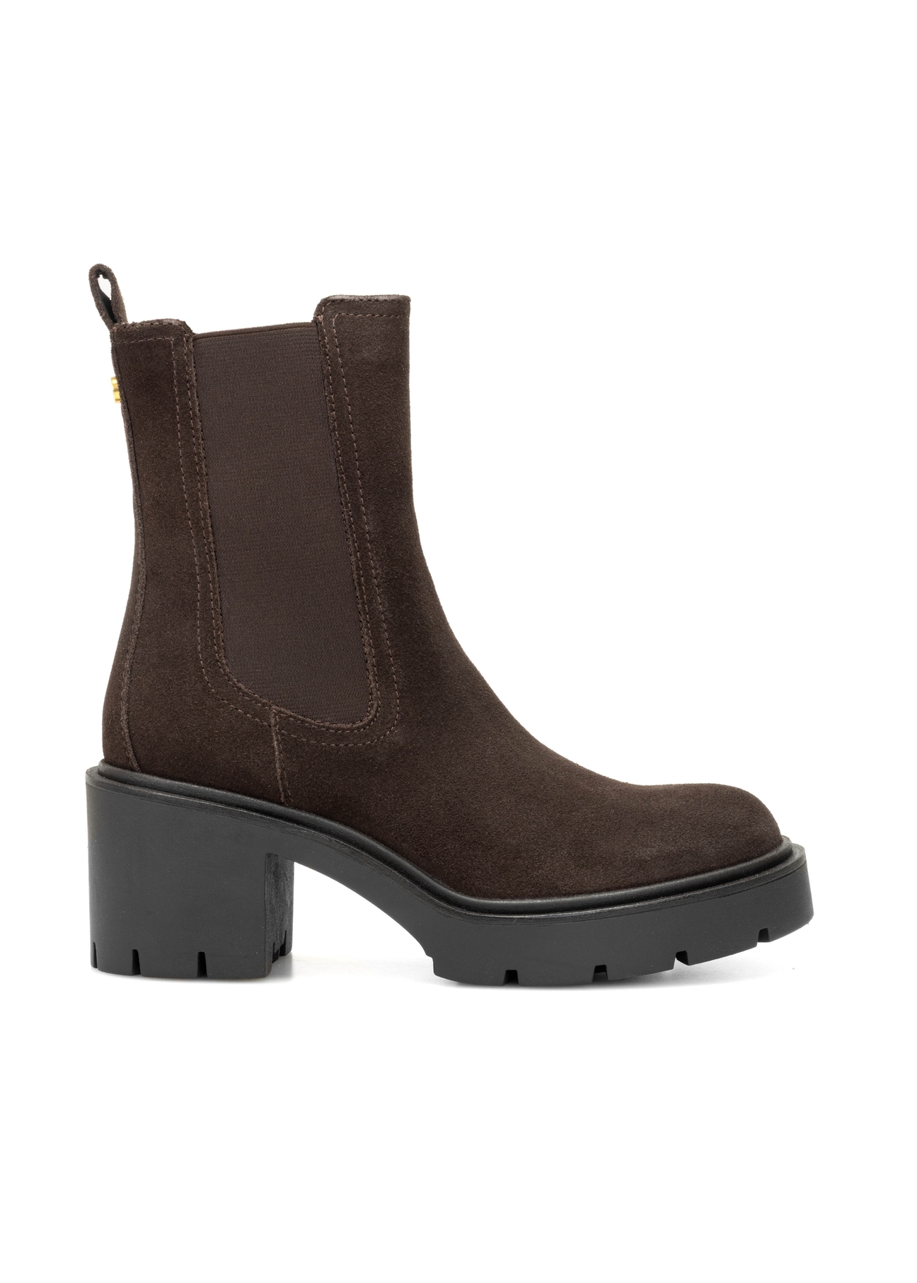 Dámske hnedé semišové členkové čižmy na vysokom podpätku BUTYD-1094-89(Z25), pohľad na produkt z boku na bielom podklade.