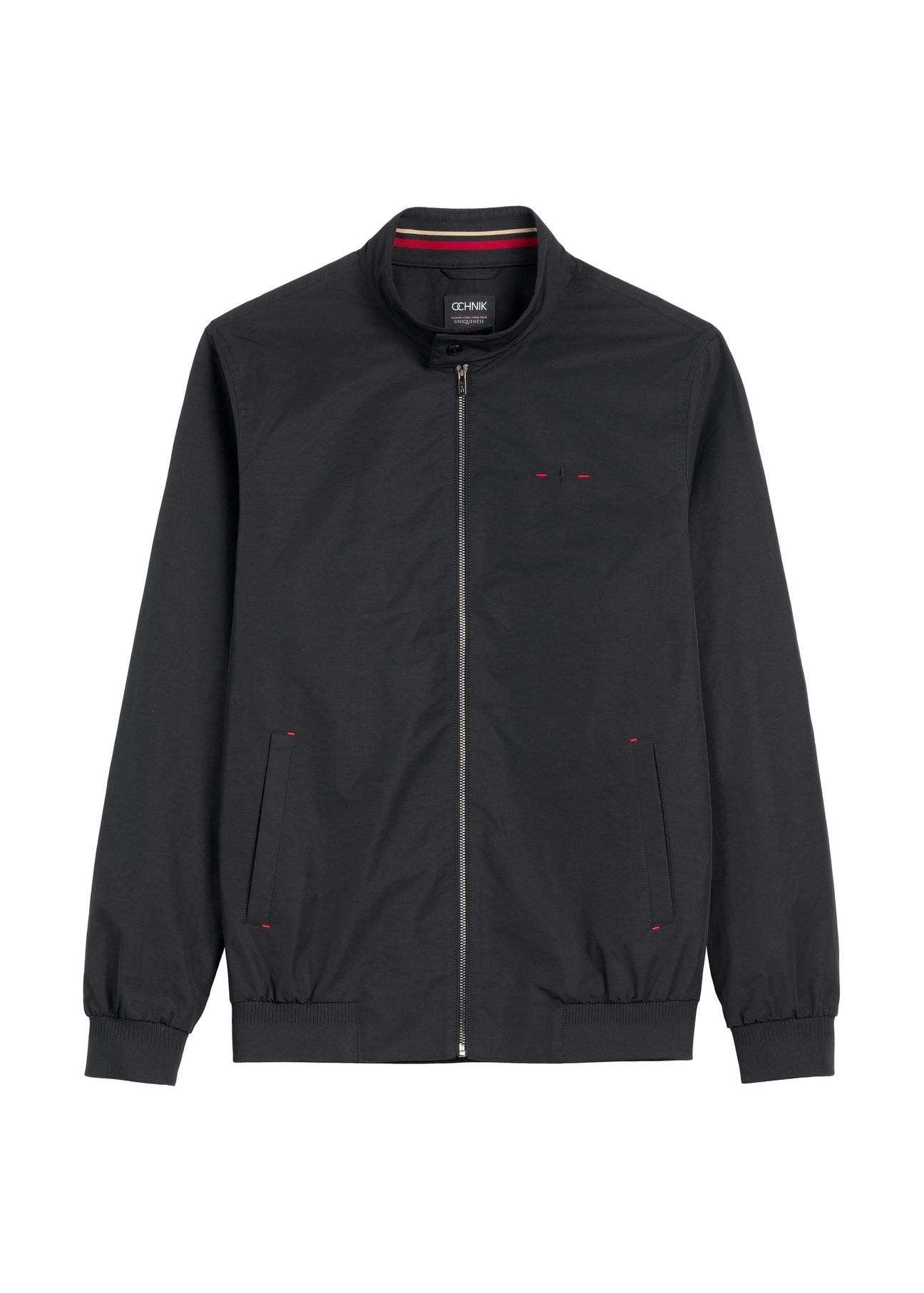 Čierna pánska ľahká prechodná bunda KURMT-0370-99(W25), pohľad spredu na bielom pozadí.