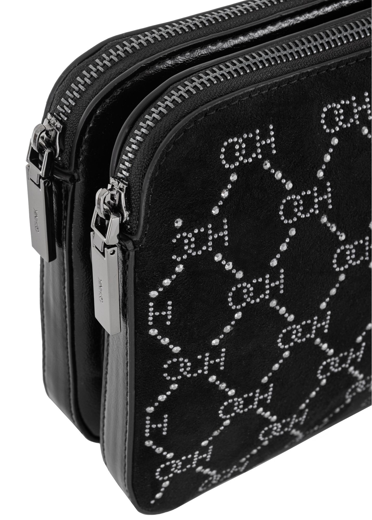 Čierna dámska kabelka s monogramom TOREC-0522B-96(Z23)-06