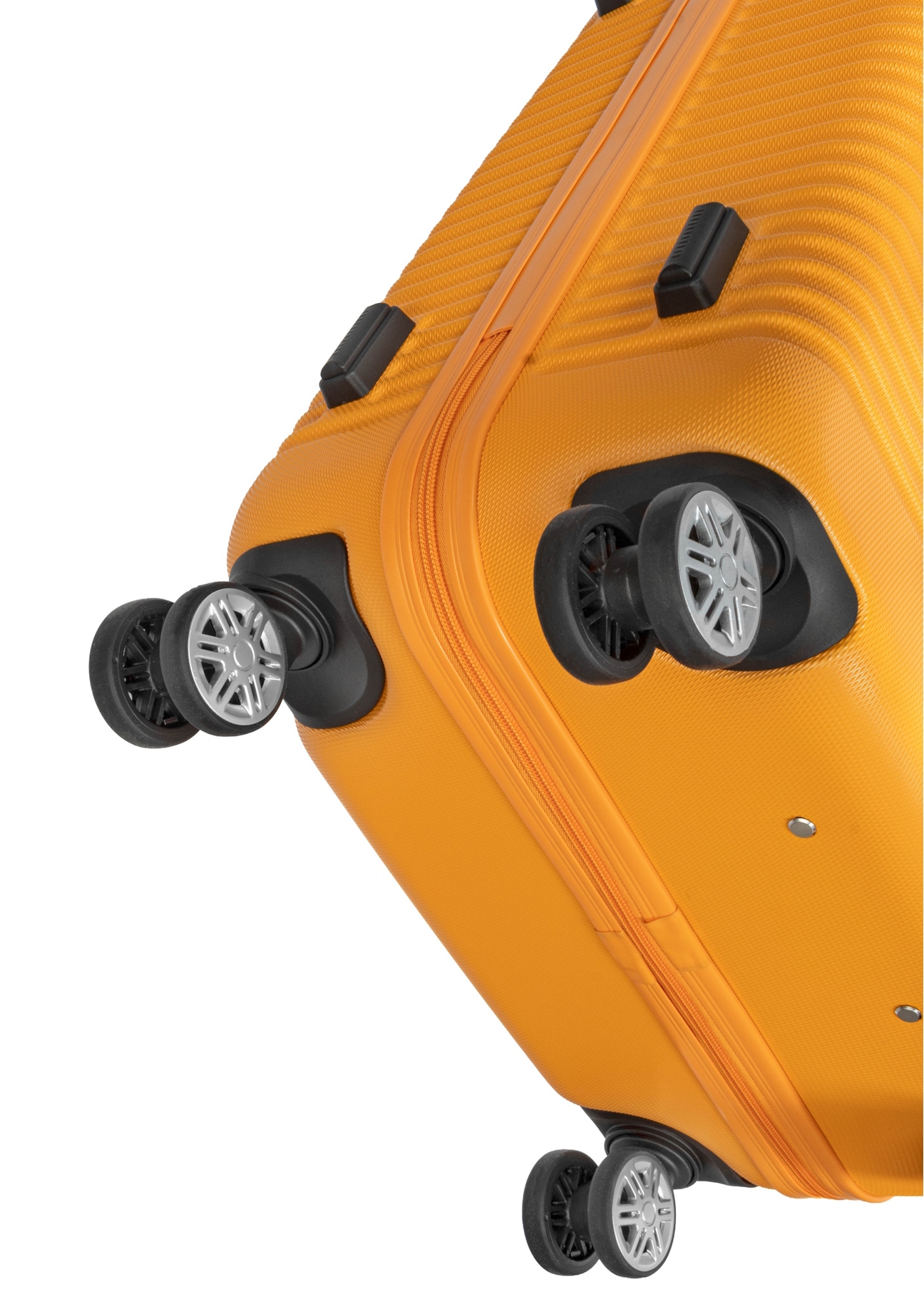 Malý kufor na kolieskach WALAB-0040-3A-19(W26), pohľad na kolieska produktu na bielom pozadí.