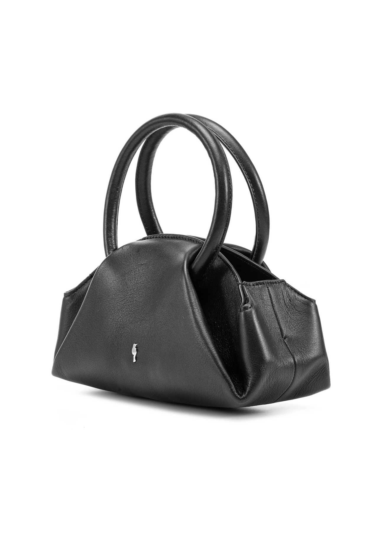 Čierna mini taška s horným uchom TORES-1203-99(Z25), diagonálny pohľad na produkt na bielom pozadí.