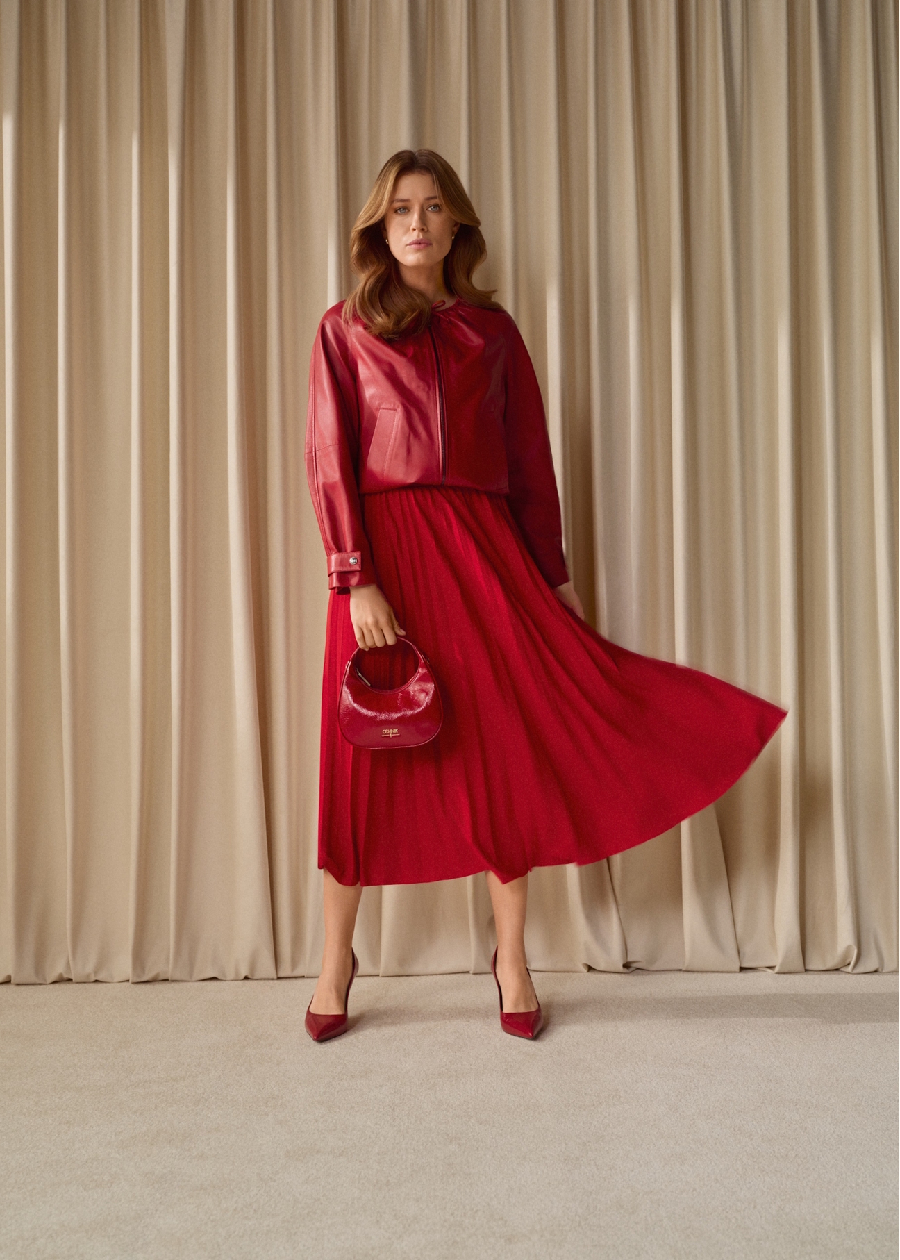 Červená plisovaná midi sukňa SPCDT-0096-4B(W26)