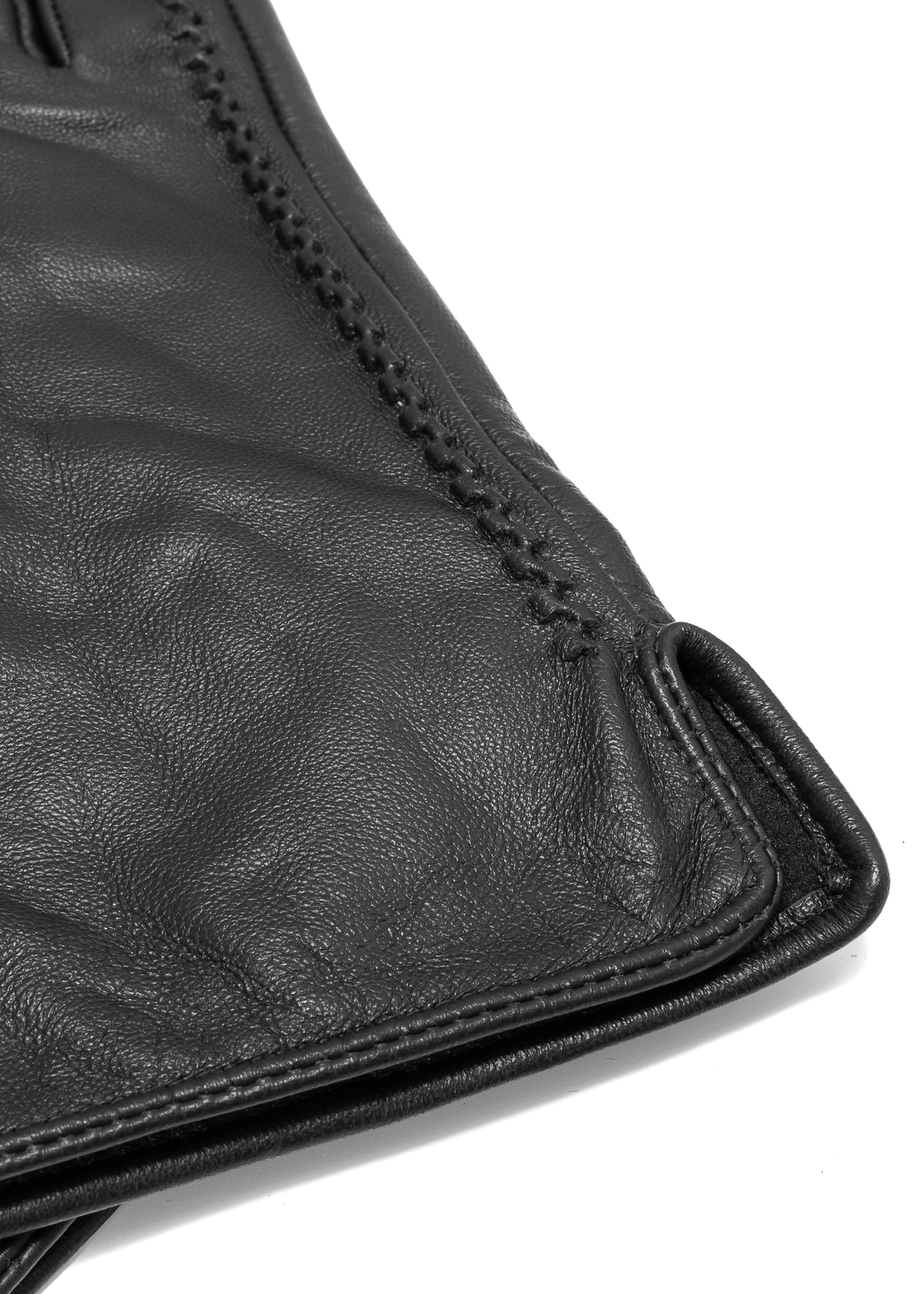 Pánske čierne kožené rukavice REKMS-0001A-99(Z25), detail produktu, pohľad na bielom pozadí.