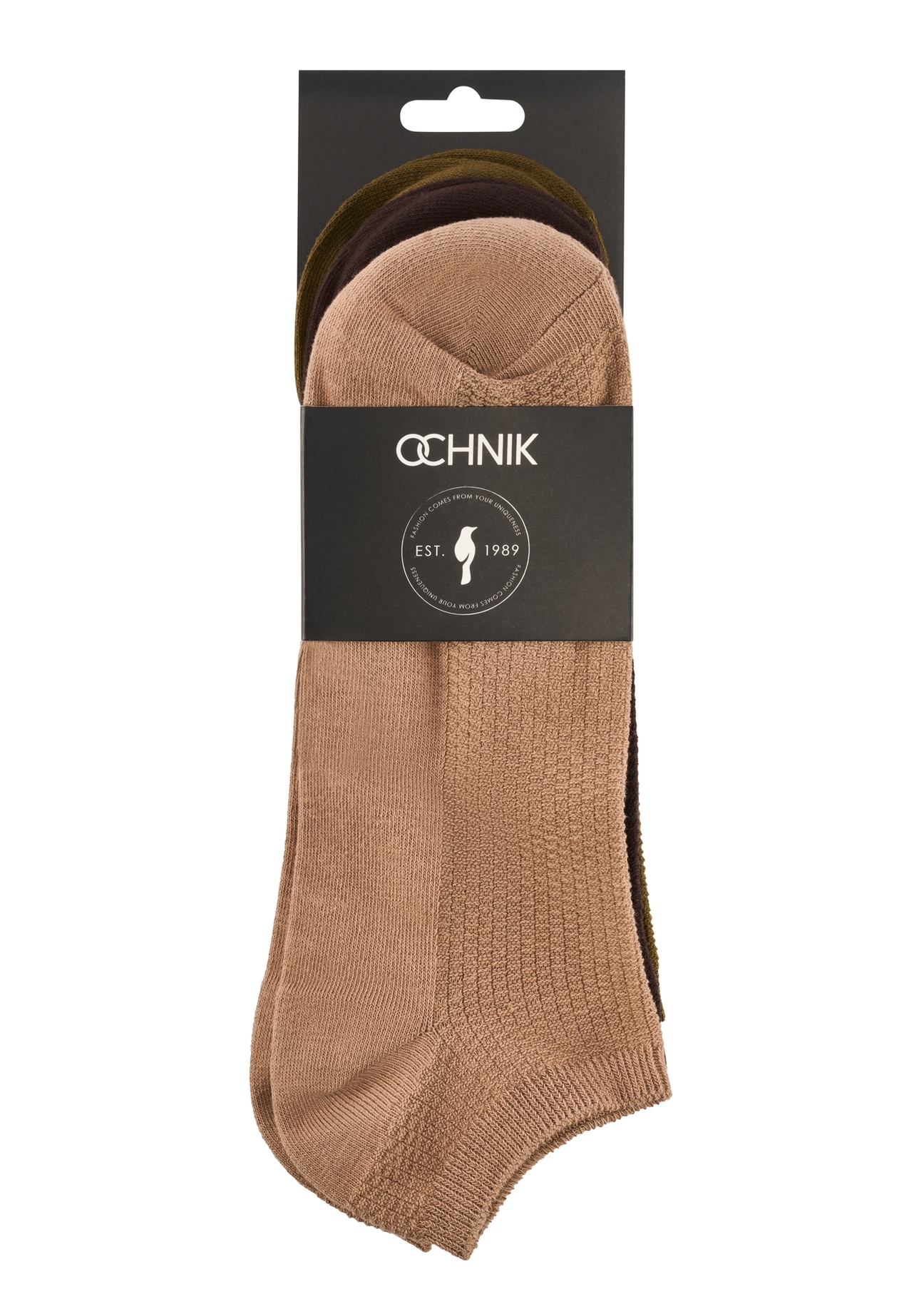 Sada pánskych krátkych ponožiek ZESMT-0062-00(W26) - pohľad na produkt zhora, na bielom podklade.