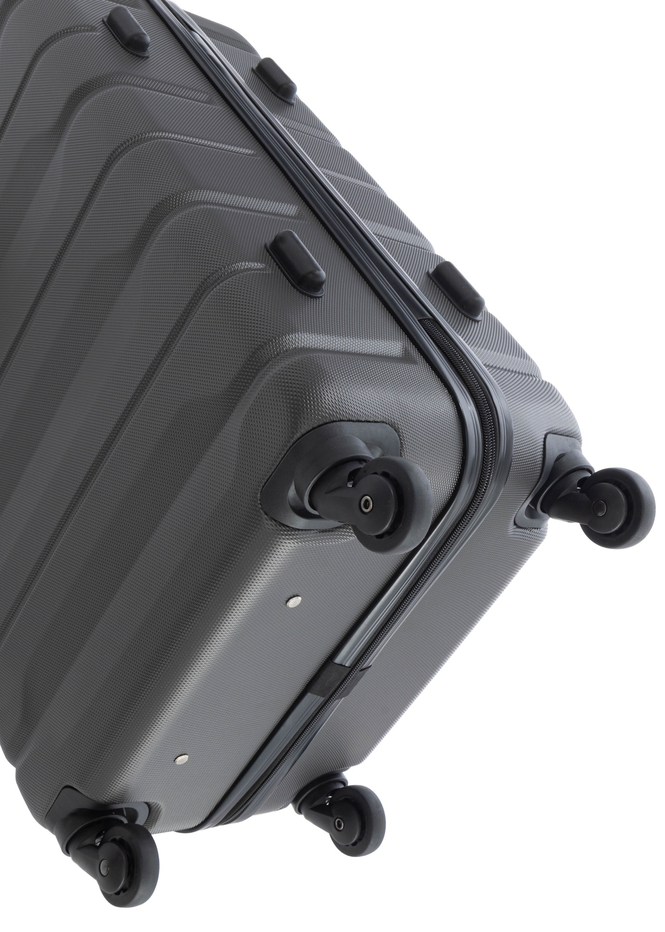 Sada kufrov na kolieskach 19''/24''/28'' WALAB-0067-9B(W26), pohľad na kolieska produktu na bielom pozadí.