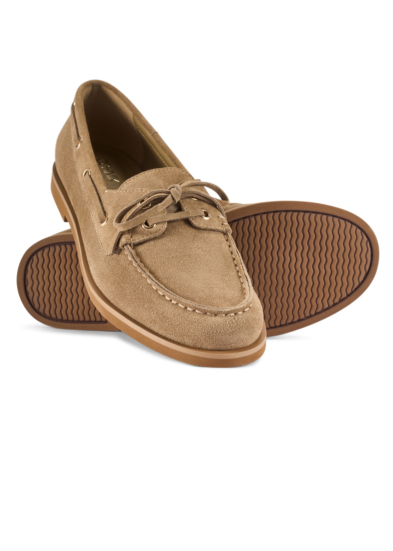 Dámske kožené mokasíny v chladnej béžovej farbe BUTYD-1240-1K(W26), diagonálny pohľad na produkt na bielom pozadí.