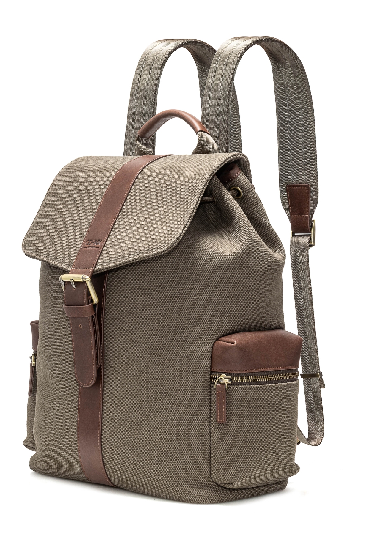 Pánsky khaki batoh TORMN-0371-55(Z25), diagonálny pohľad na produkt na bielom pozadí.