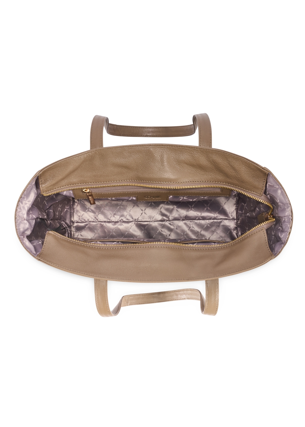 Dámska kožená nákupná taška tmavohnedej farby TORES-0971 F-1K(W26) - pohľad na produkt zhora, na bielom pozadí.