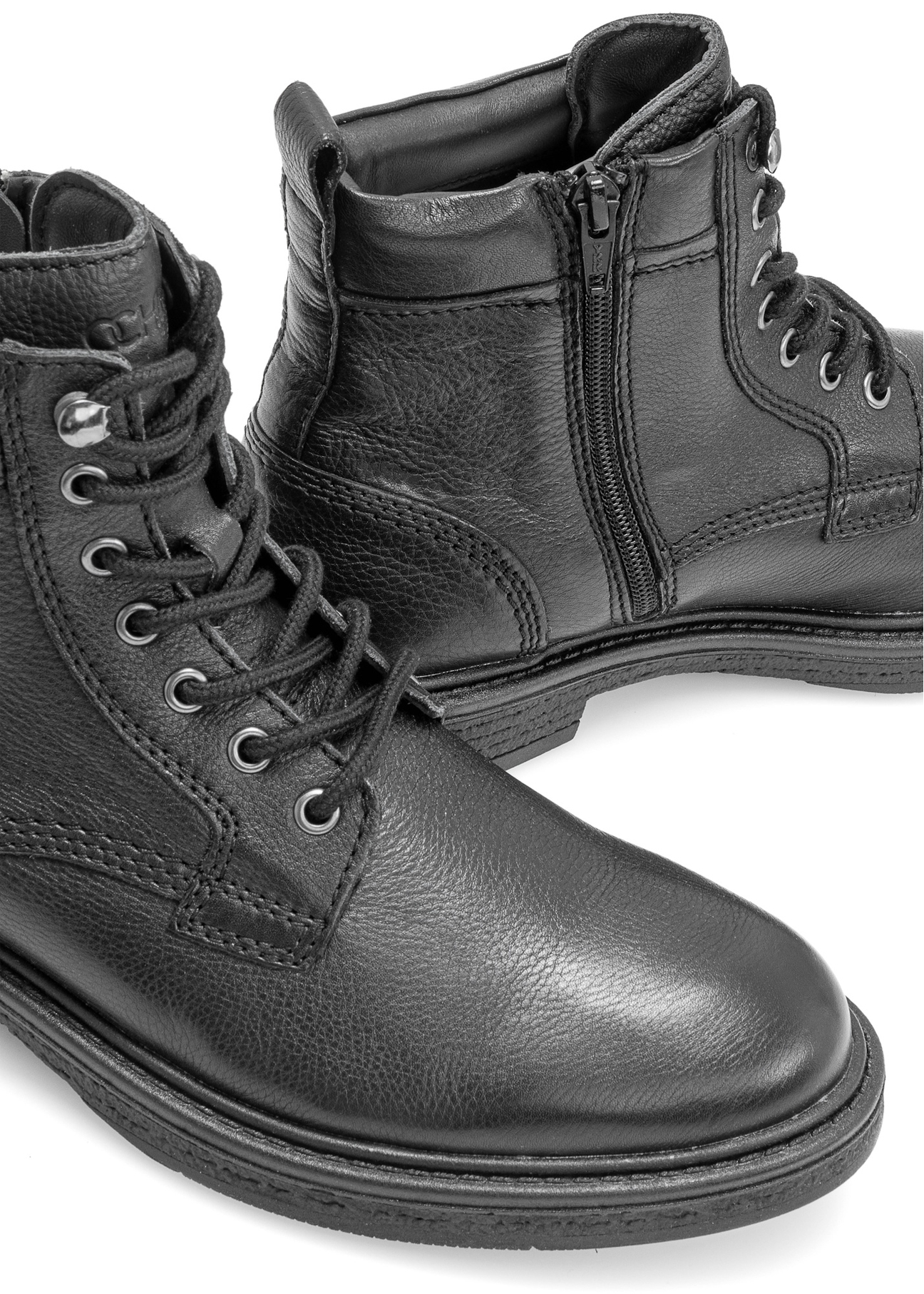 Čierne pánske členkové topanky BUTYM-0516-98(Z25)