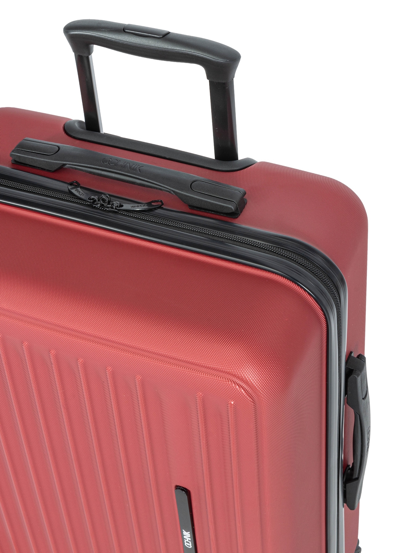 Sada kufrov na kolieskach WALAB-0082-4B(W26) s rozmermi 19"/24"/29", detailný záber na rukoväť produktu na bielom pozadí.