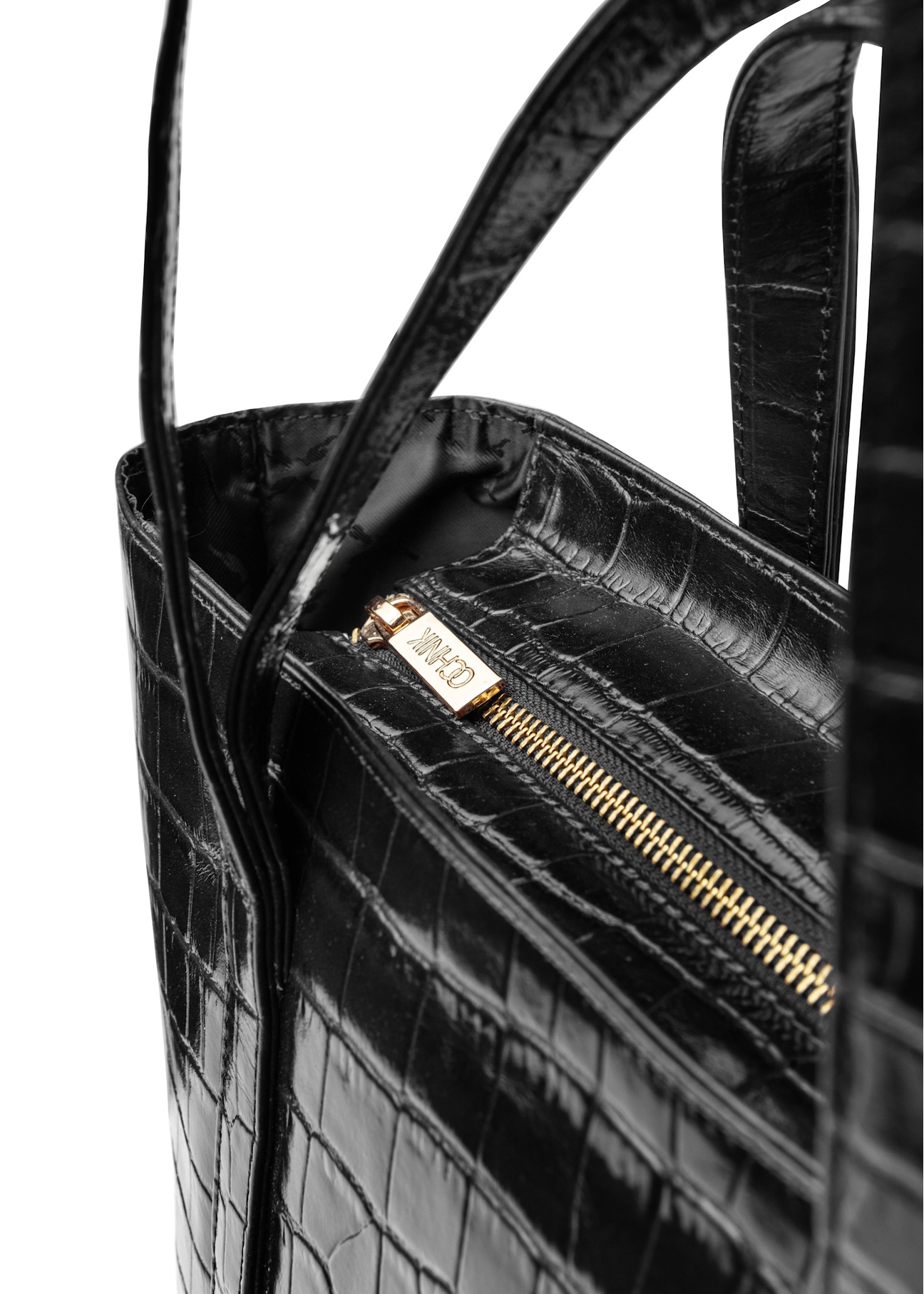 Veľká dámska kabelka z krokodílej kože TORES-1232-9G(W26), detail produktu na bielom pozadí.