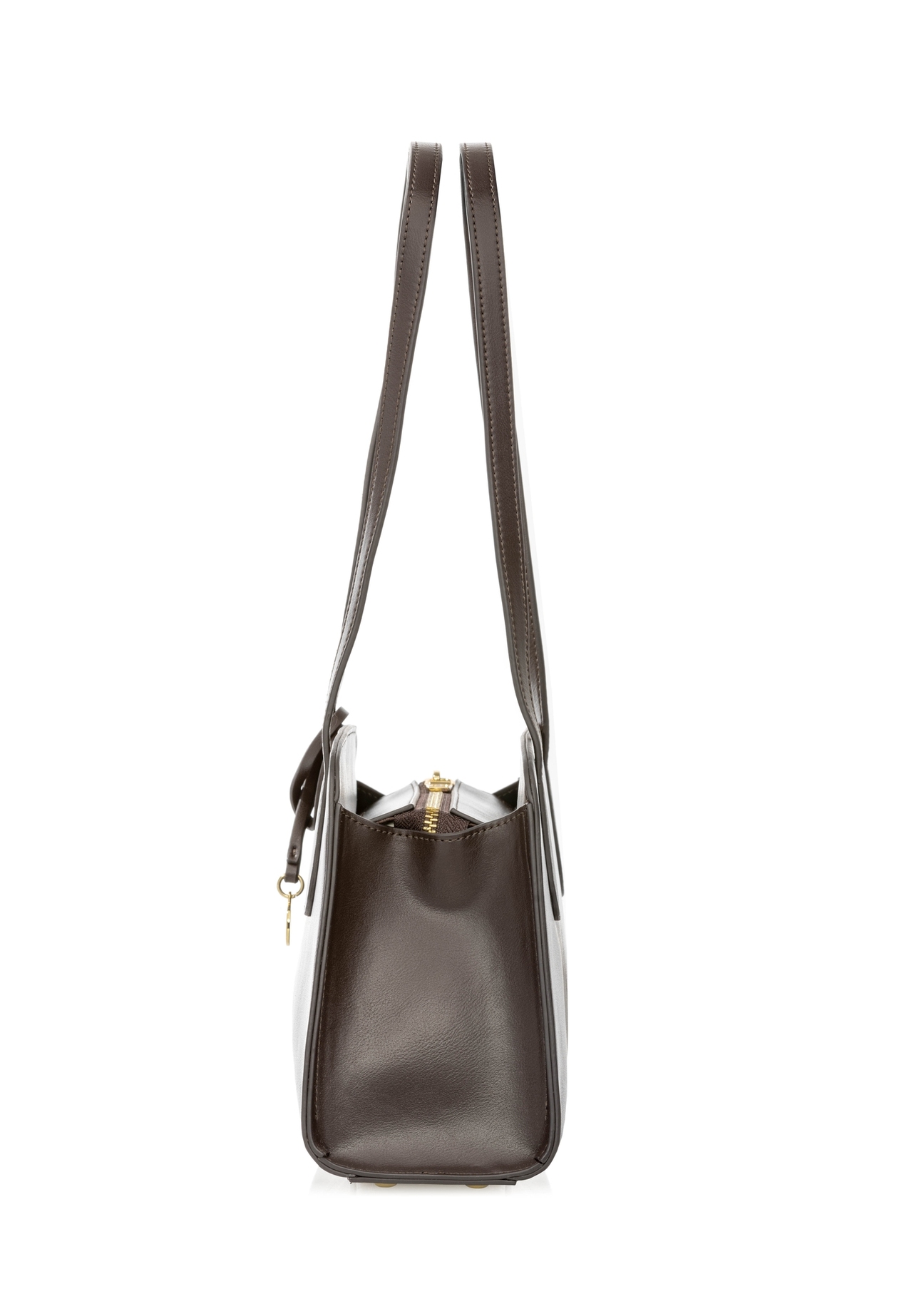 Hnedá taška cez rameno TOREC-1236-1H(W26), bočný pohľad na produkt na bielom pozadí.