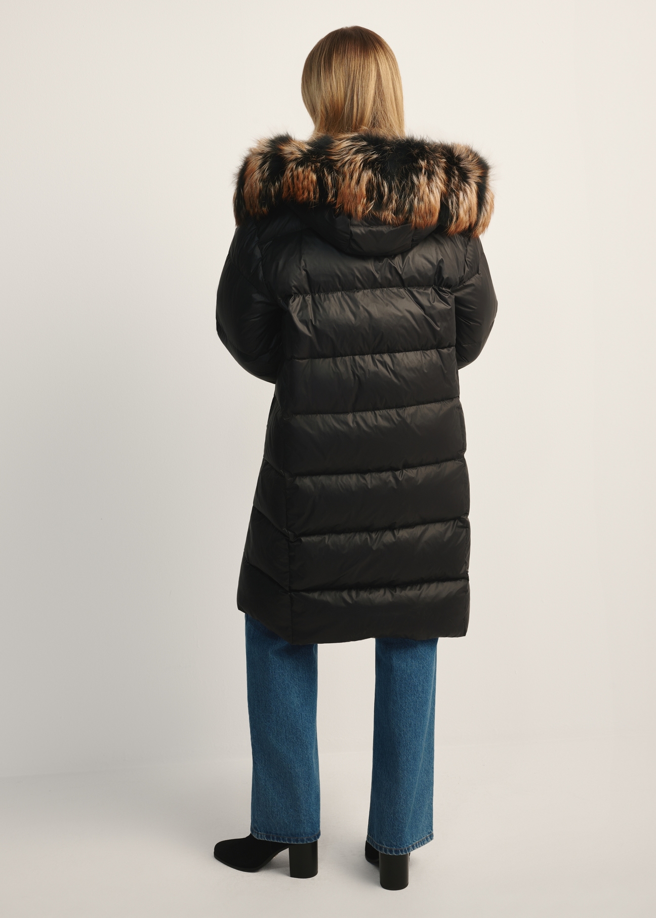 Čierna dámska bunda s prírodnou izoláciou KURDT-0623-99(Z25)