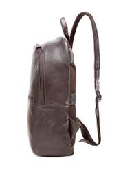 Pánsky kožený batoh tmavohnedý TORMS-0458-89(Z25), bočný pohľad na produkt na bielom pozadí.